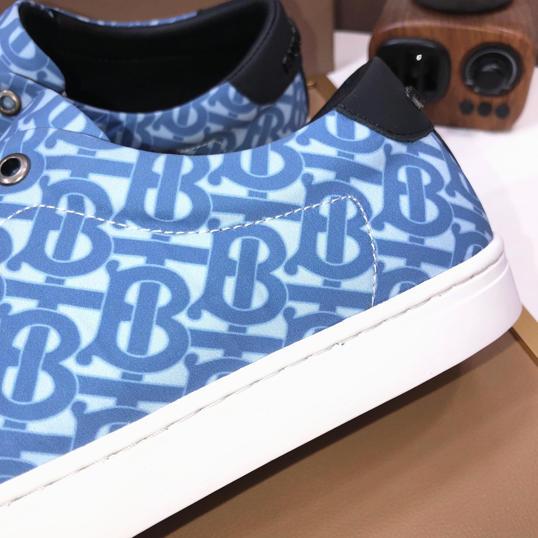 Factory lote [burberry Burberry] clásico lowtop entrenadores importados de piel de vaca con tela esc