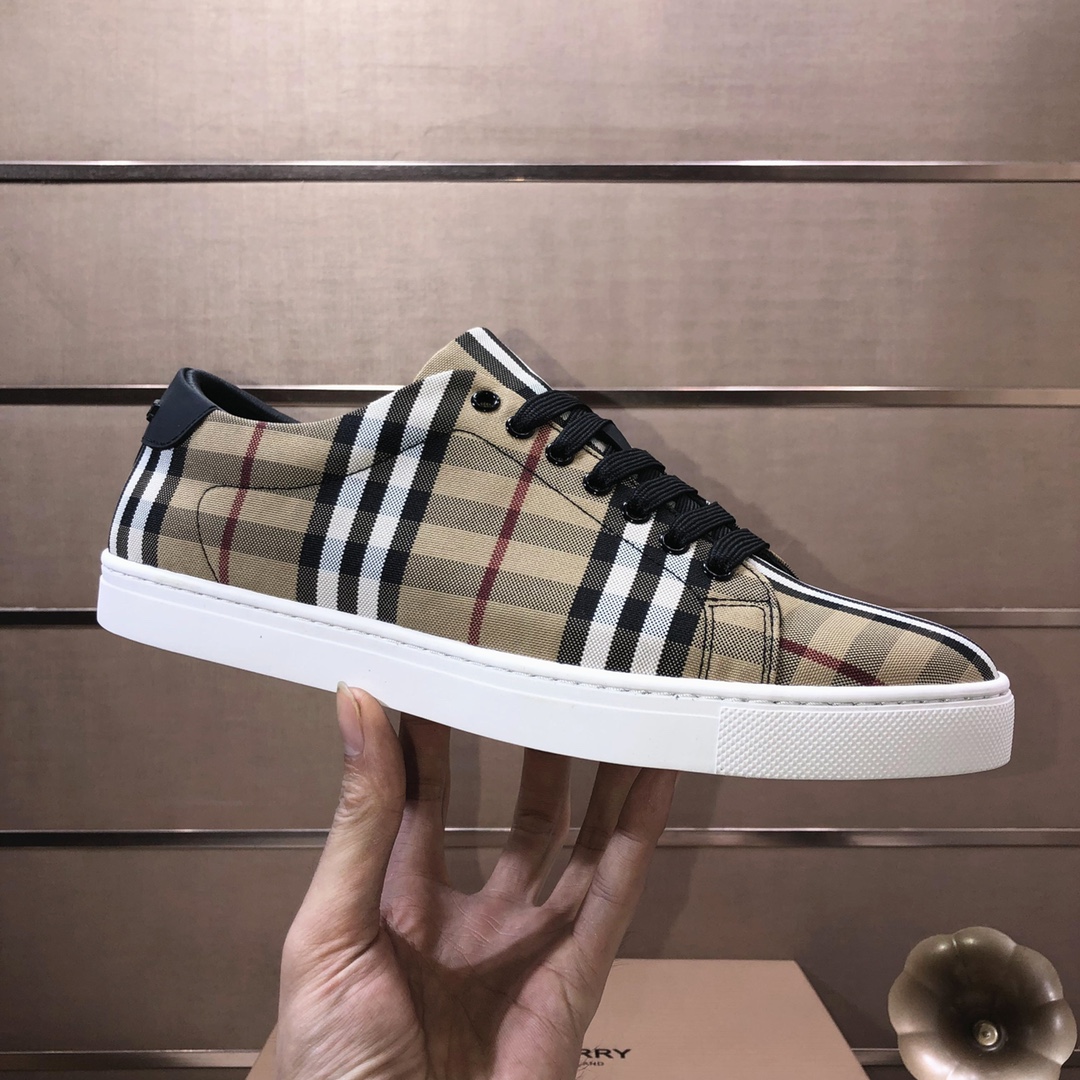 Factory lote [burberry Burberry] clásico lowtop entrenadores importados de piel de vaca con tela esc