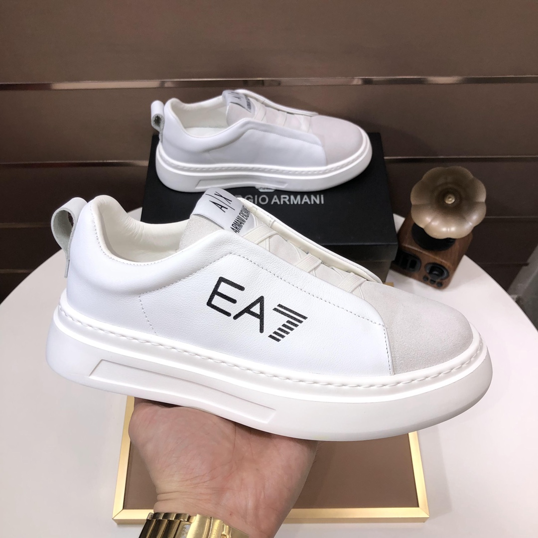 lote de fábrica [Armani] (forro de piel de vaca) Armani últimos nuevos zapatos casuales Fuego venta 
