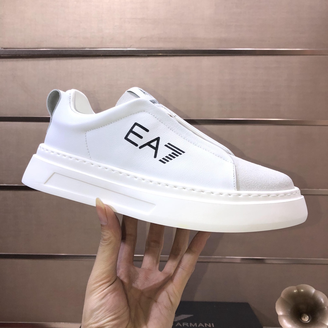 lote de fábrica [Armani] (forro de piel de vaca) Armani últimos nuevos zapatos casuales Fuego venta 