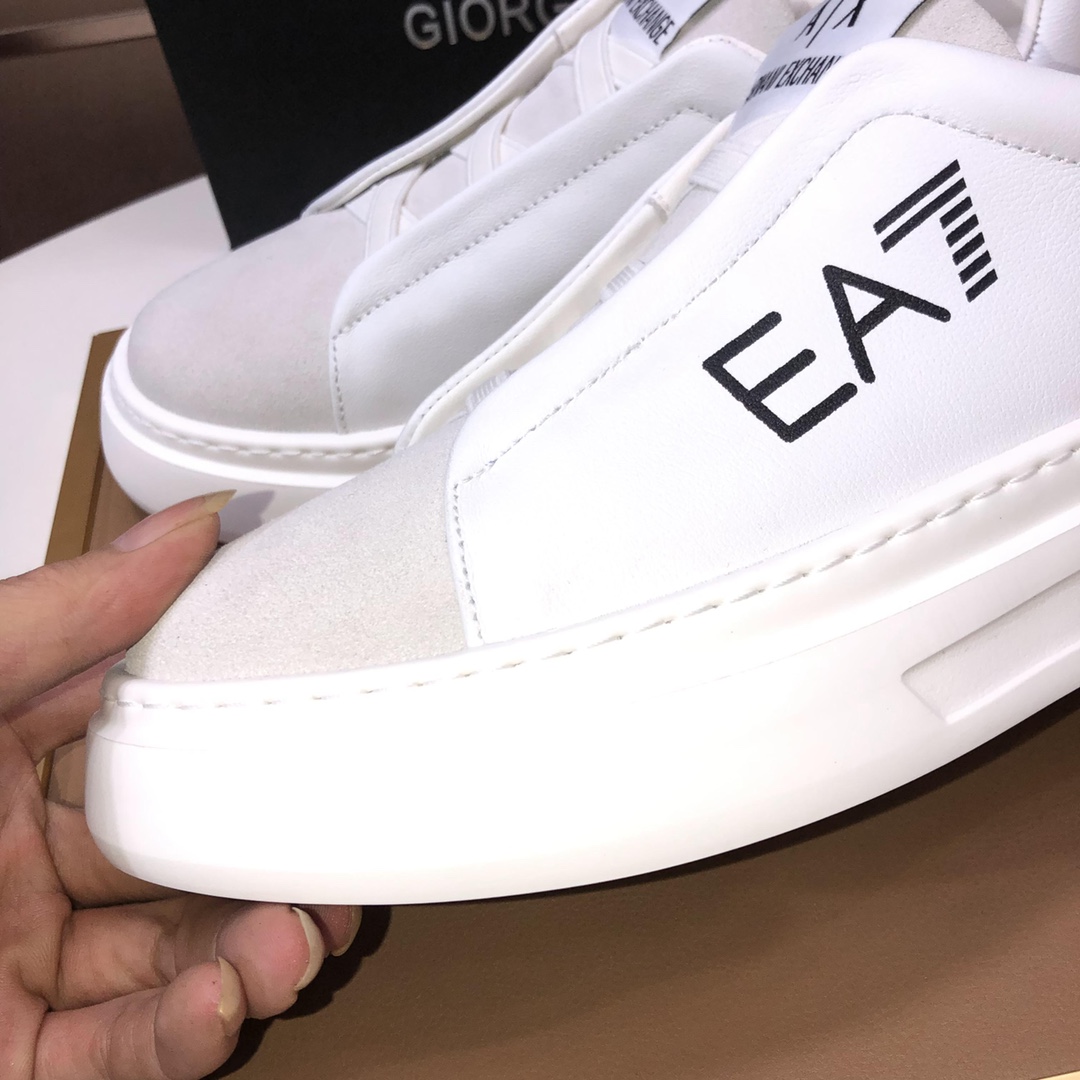 lote de fábrica [Armani] (forro de piel de vaca) Armani últimos nuevos zapatos casuales Fuego venta 