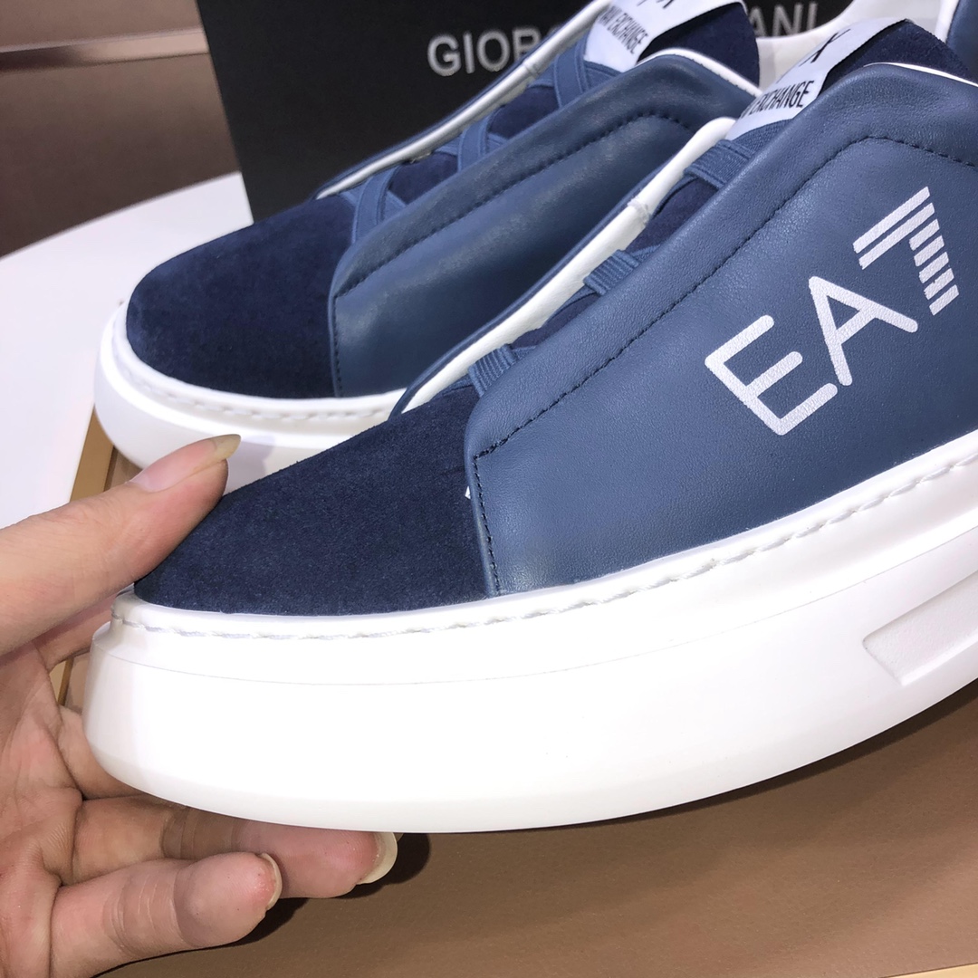 lote de fábrica [Armani] (forro de piel de vaca) Armani últimos nuevos zapatos casuales Fuego venta 