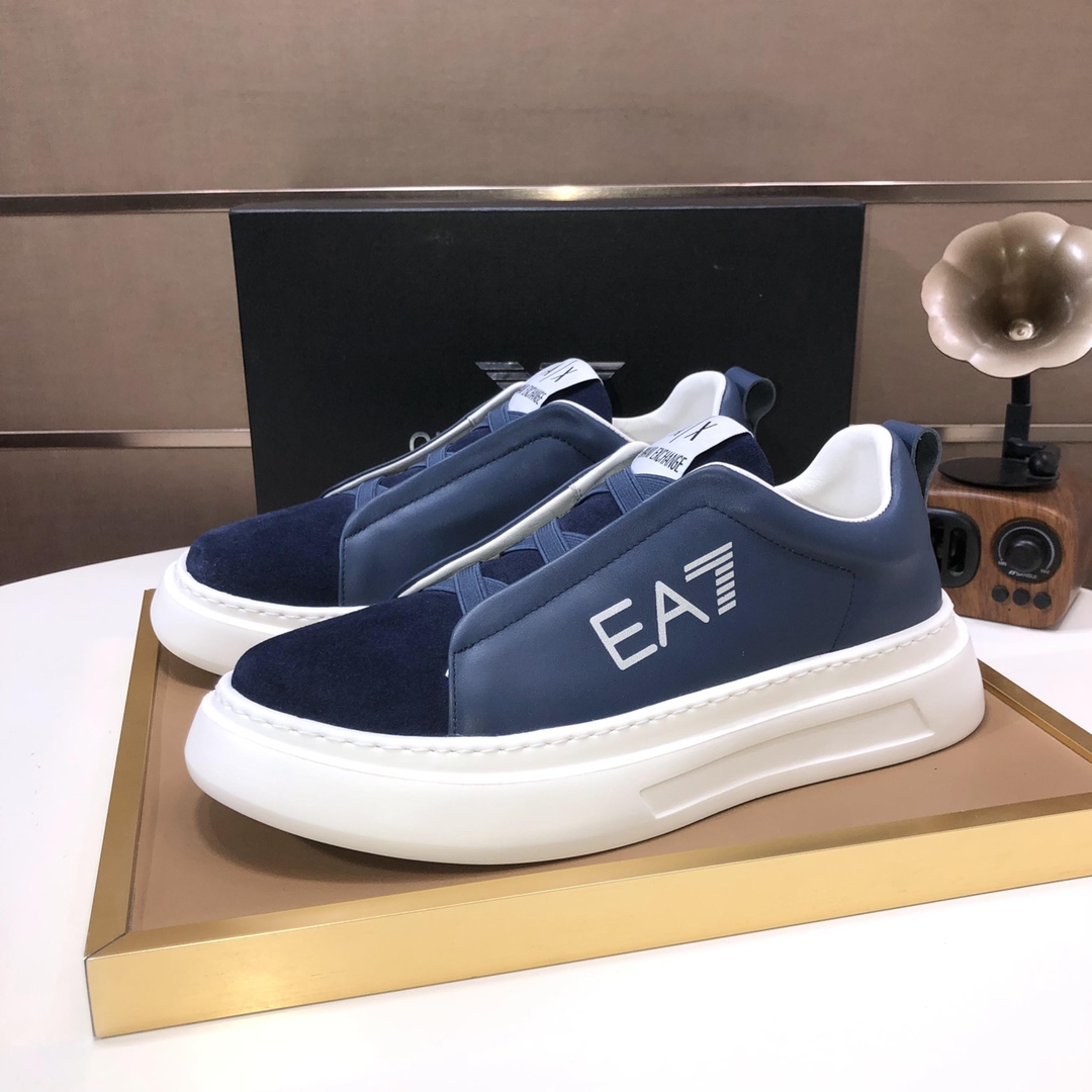 lote de fábrica [Armani] (forro de piel de vaca) Armani últimos nuevos zapatos casuales Fuego venta 