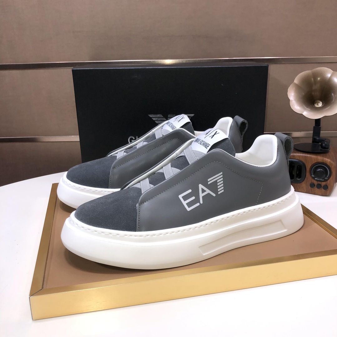 lote de fábrica [Armani] (forro de piel de vaca) Armani últimos nuevos zapatos casuales Fuego venta 