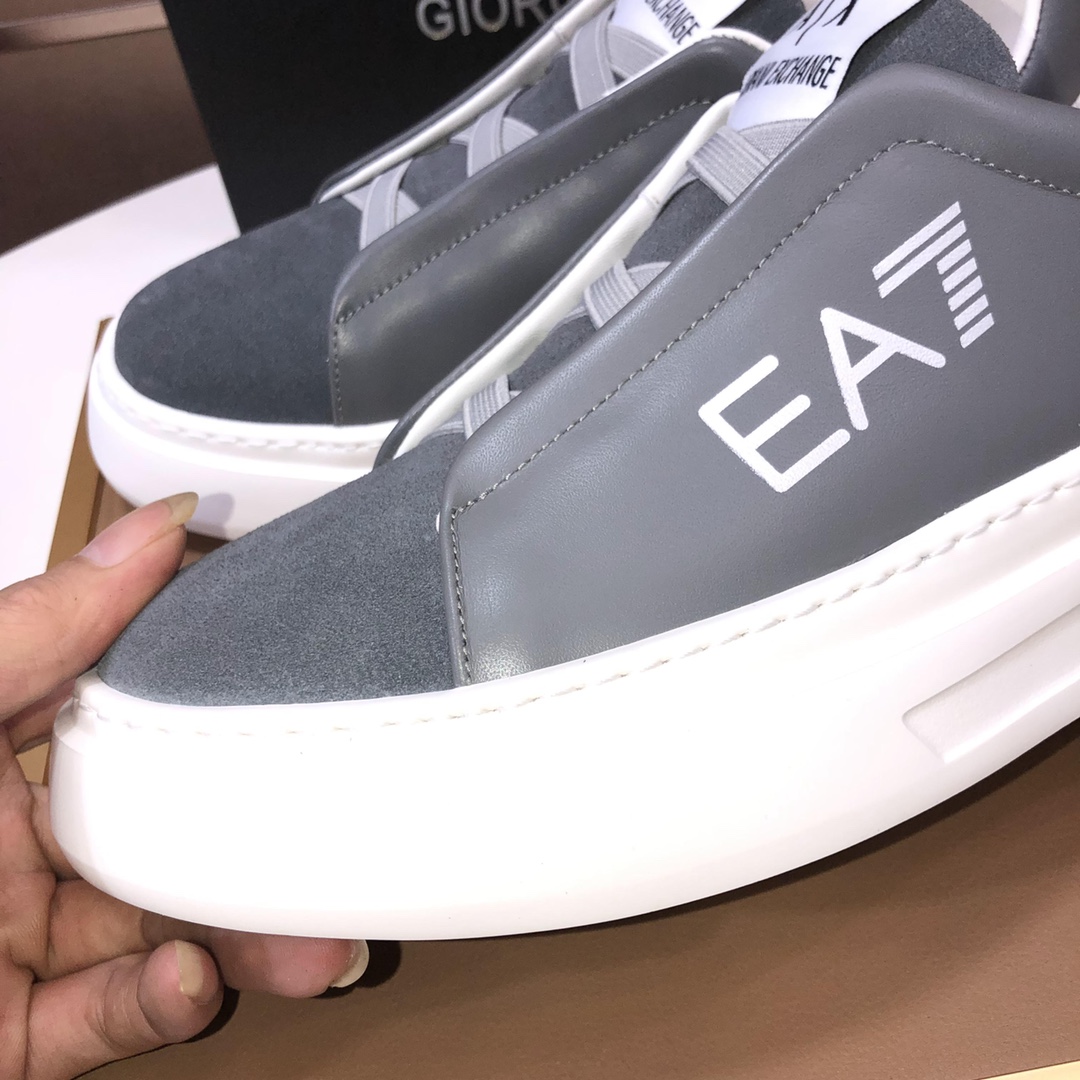 lote de fábrica [Armani] (forro de piel de vaca) Armani últimos nuevos zapatos casuales Fuego venta 