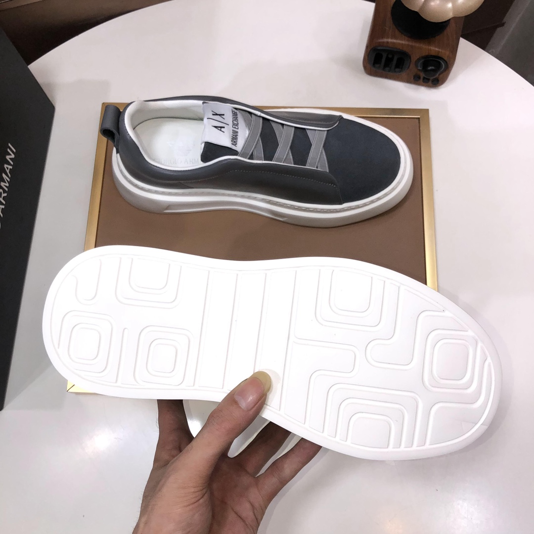 lote de fábrica [Armani] (forro de piel de vaca) Armani últimos nuevos zapatos casuales Fuego venta 