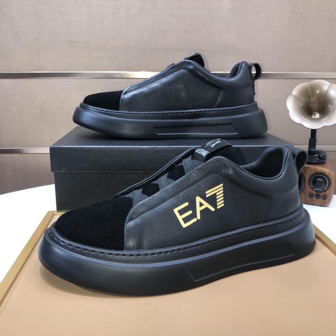 lote de fábrica [Armani] (forro de piel de vaca) Armani últimos nuevos zapatos casuales Fuego venta 