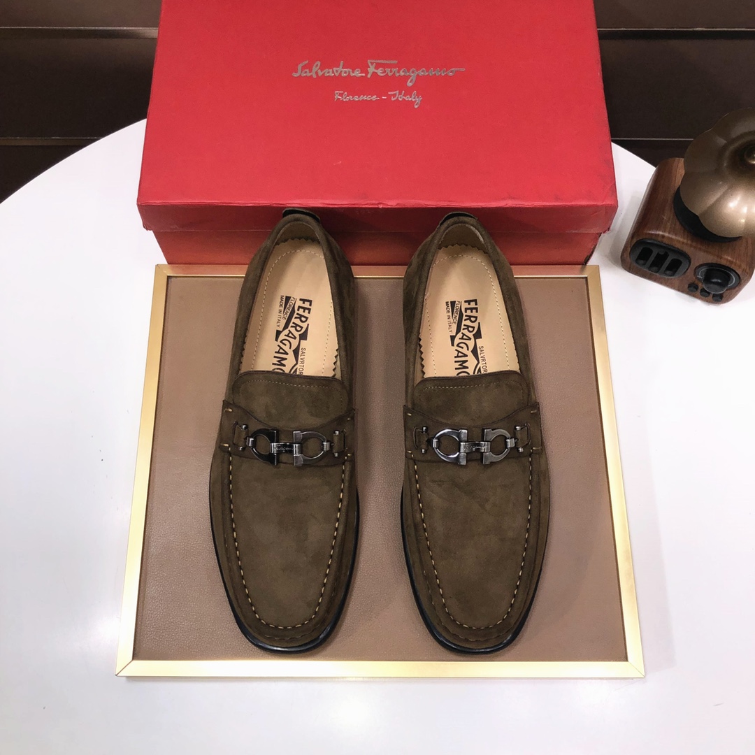 NO:279637,【Ferragamo/Ferragamo】 (high-end beef) New Ferragamo* - Top version Ferragamo classic leather shoes!  Use imported original cowhide, with the inner layer of comfortable cowhide inner!  Original wear-resistant rubber outsole!  High-quality quality!  Number of codes 38-45 (45 customized), ferragamo, cowhide19860909【Ferragamo/菲拉格幕】（高端牛里) 新款 Ferragamo*——顶级版本 菲拉格幕经典正装皮鞋！选用进口原版牛皮,内里头层舒适牛皮内里！原版耐磨橡胶大底！高品质精品！码数38-45(45定做),,ferragamo,cowhide,Men's shoes