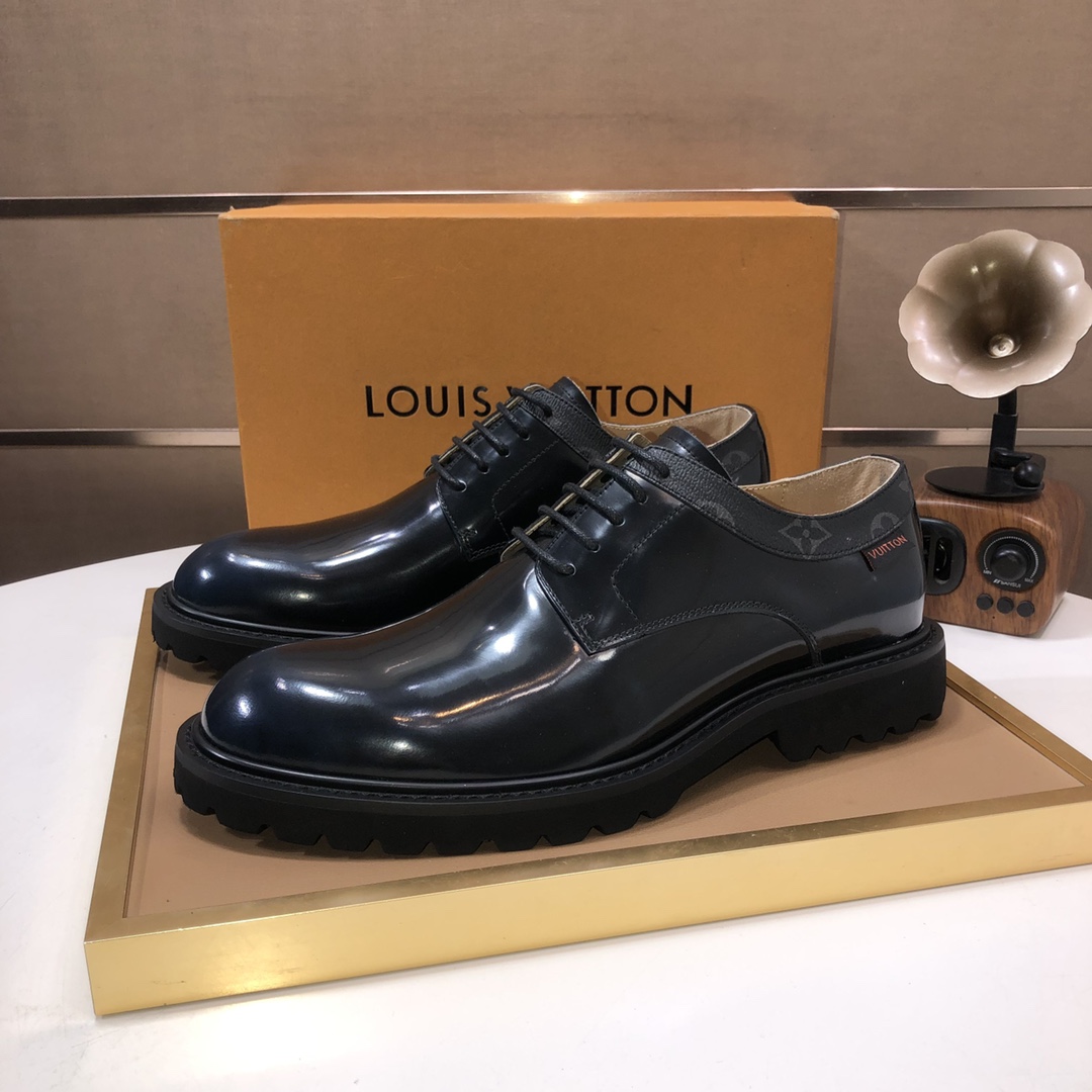 Louis Vuitton Men's Leather Dress Shoes - Classic Style & Comfort 3 i1734714037 2598 6