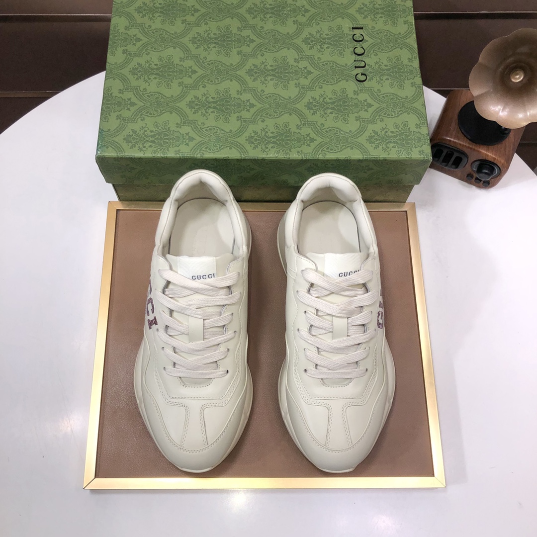 NO:272747,【GUCCI】High-up version of hot dad shoes, official website one-to-one replica (couple model) 2018 counters are released simultaneously, the upper is imported cowhide, comfortable sheepskin inner lining, first-class foot feel, original lightweight shock-absorbing thick foamed sole, simple color combination, versatile and handsome, size 35-40 for women, 38-45 for men (45 custom-made without return and exchange) full set of packaging (gift bag, card, invoice), gucci, cowhide, sheepskin19860909【GUCCI】高版本 爆款老爹鞋 官网一比一复刻（情侣款）2018专柜同步发售 ,,鞋面采用进口牛皮,舒适羊皮内里,脚感一级棒,原版轻便减震加厚发泡大底,简约拼色,百搭帅气,码数女35-40,男38-45（45定做不退换）全套包装（礼品袋 卡片不袋 发票）,,gucci,cowhide,sheepskin,Men's shoes