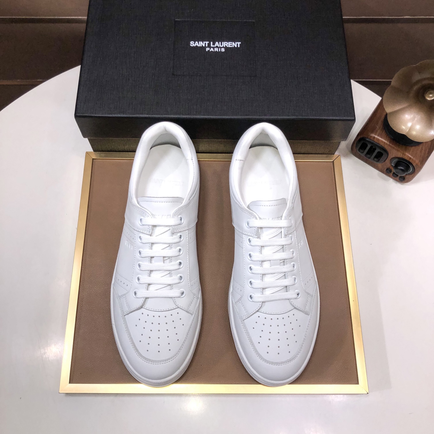 NO:829733,【SAINT LAURENT】Official website 1:1 brand original order fashionable men's shoes - material, imported cowhide for the upper, - imported cowhide for the inner feet, - original leather outsole - fashion trend elements, personality trend, high-end atmosphere, full of aura -Size men's shoes full size 38-44. Can be customized to 45, saint laurent, saint laurent, cowhide, Leather soles19860909【SAINT LAURENT圣罗兰】官方网一比一品牌 原单 时尚男鞋 -材质,鞋面进口牛皮,-内里垫脚均用进口牛皮,-原版真皮大底-时尚潮流元素,个性潮流,高端大气,气场十足-Size 男鞋全码38-44.可定做45,,saint laurent,saint laurent,cowhide,Leather soles,Men's shoes