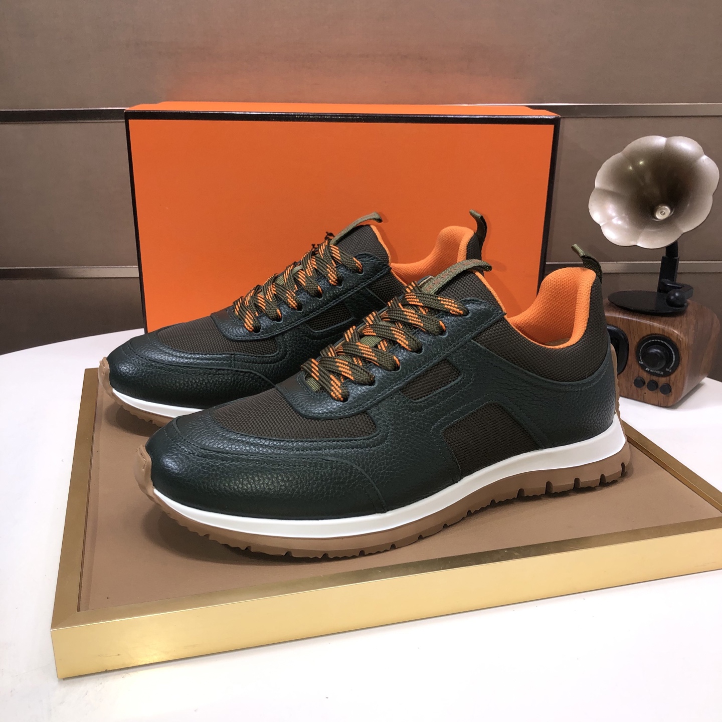 Hermes Men's Olive Green Leather Sneakers, European Style, Sizes 38-44 3 i1744224012472 6672 0 1
