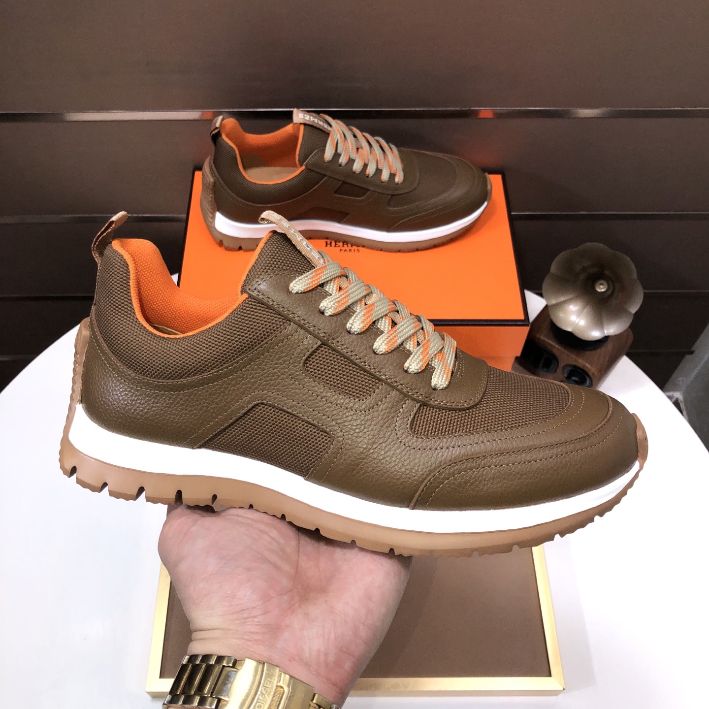 Hermes Men's Low-Top Sneakers - Italian Leather, Comfortable & Stylish 5 i1744224049019 5001 0 3