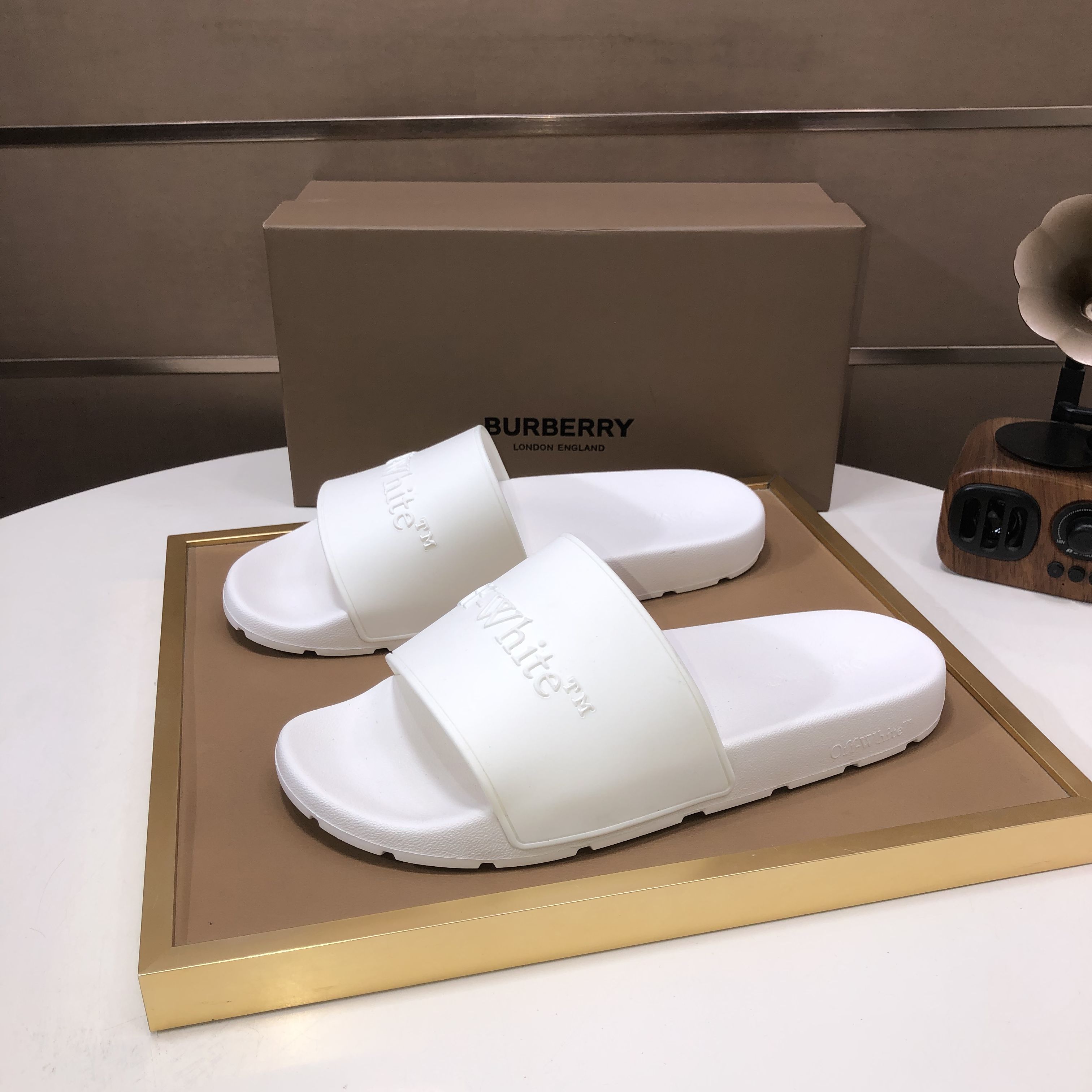 lote de fábrica [off-white] zapatillas originales una a una réplica despiadada bienes de alta calida