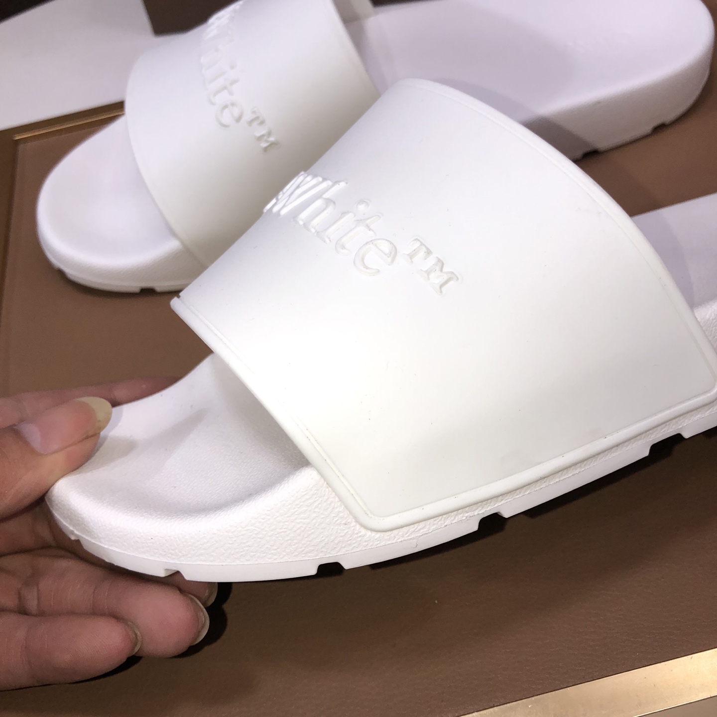 lote de fábrica [off-white] zapatillas originales una a una réplica despiadada bienes de alta calida