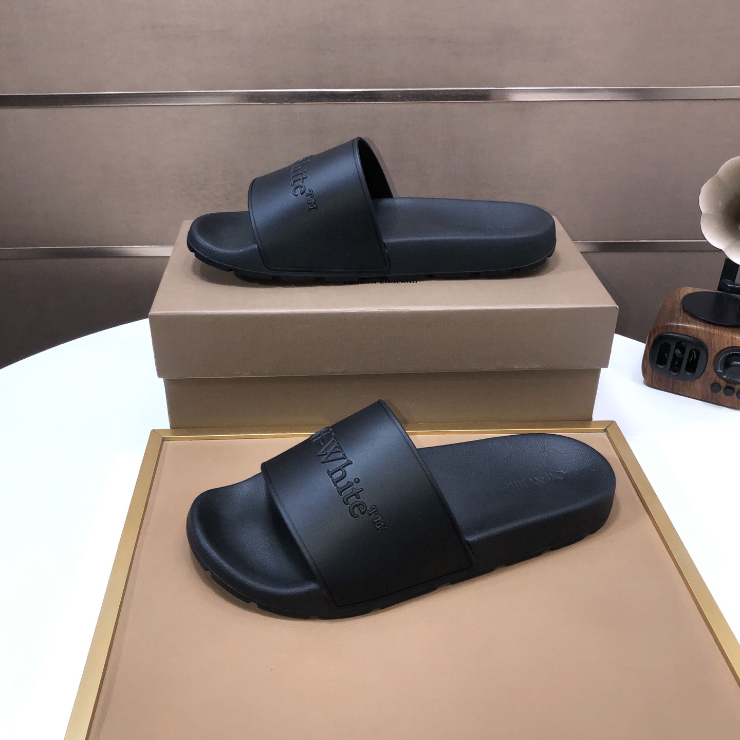 lote de fábrica [off-white] zapatillas originales una a una réplica despiadada bienes de alta calida