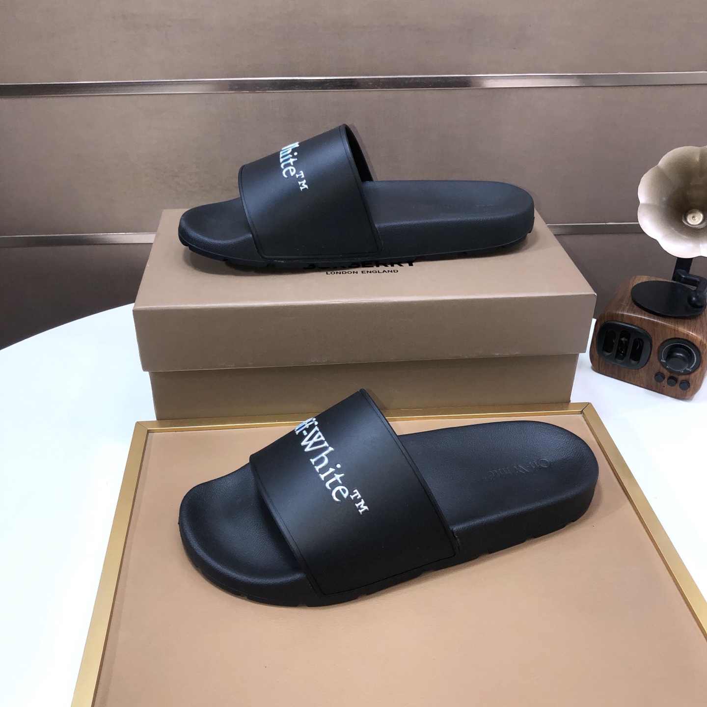 lote de fábrica [off-white] zapatillas originales una a una réplica despiadada bienes de alta calida