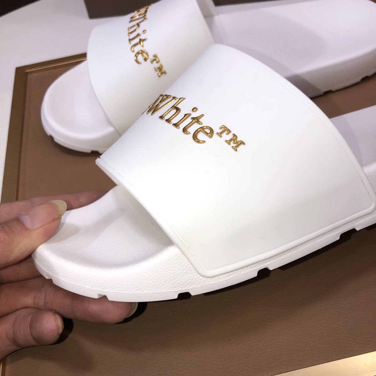 lote de fábrica [off-white] zapatillas originales una a una réplica despiadada bienes de alta calida
