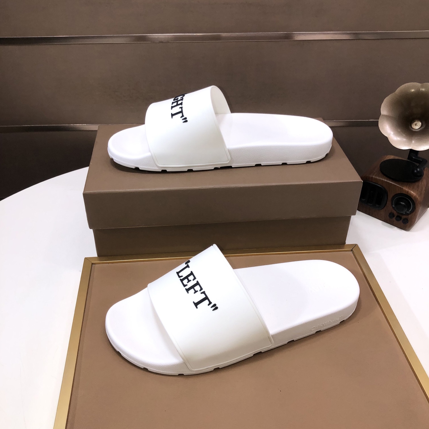 lote de fábrica [off-white] zapatillas originales una a una réplica despiadada bienes de alta calida