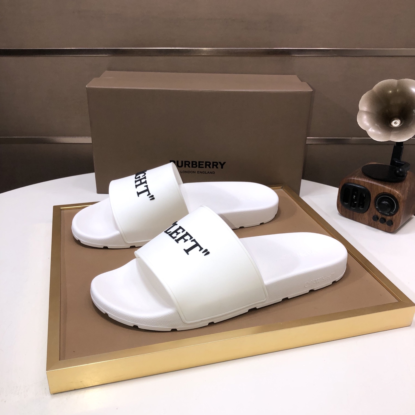 lote de fábrica [off-white] zapatillas originales una a una réplica despiadada bienes de alta calida