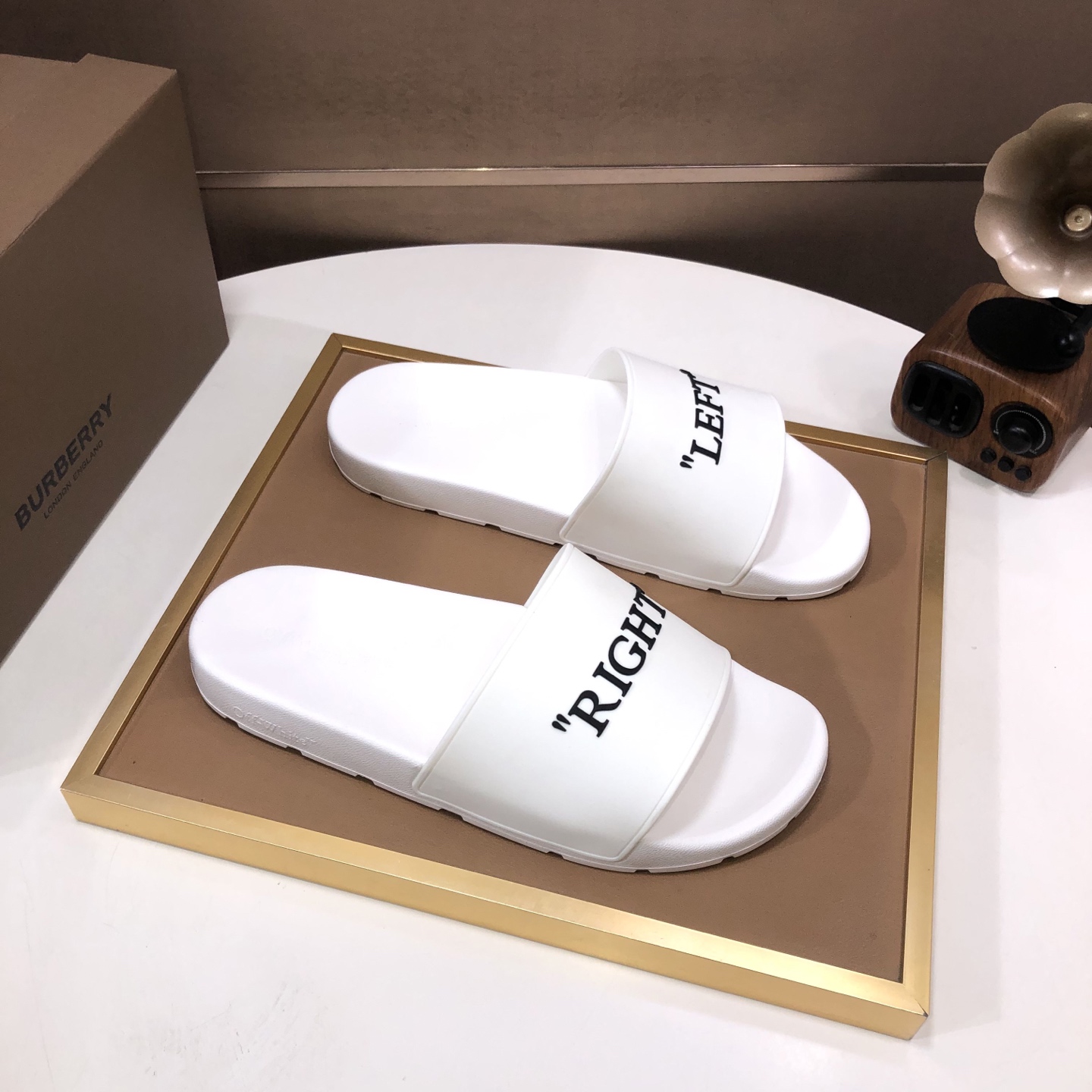lote de fábrica [off-white] zapatillas originales una a una réplica despiadada bienes de alta calida