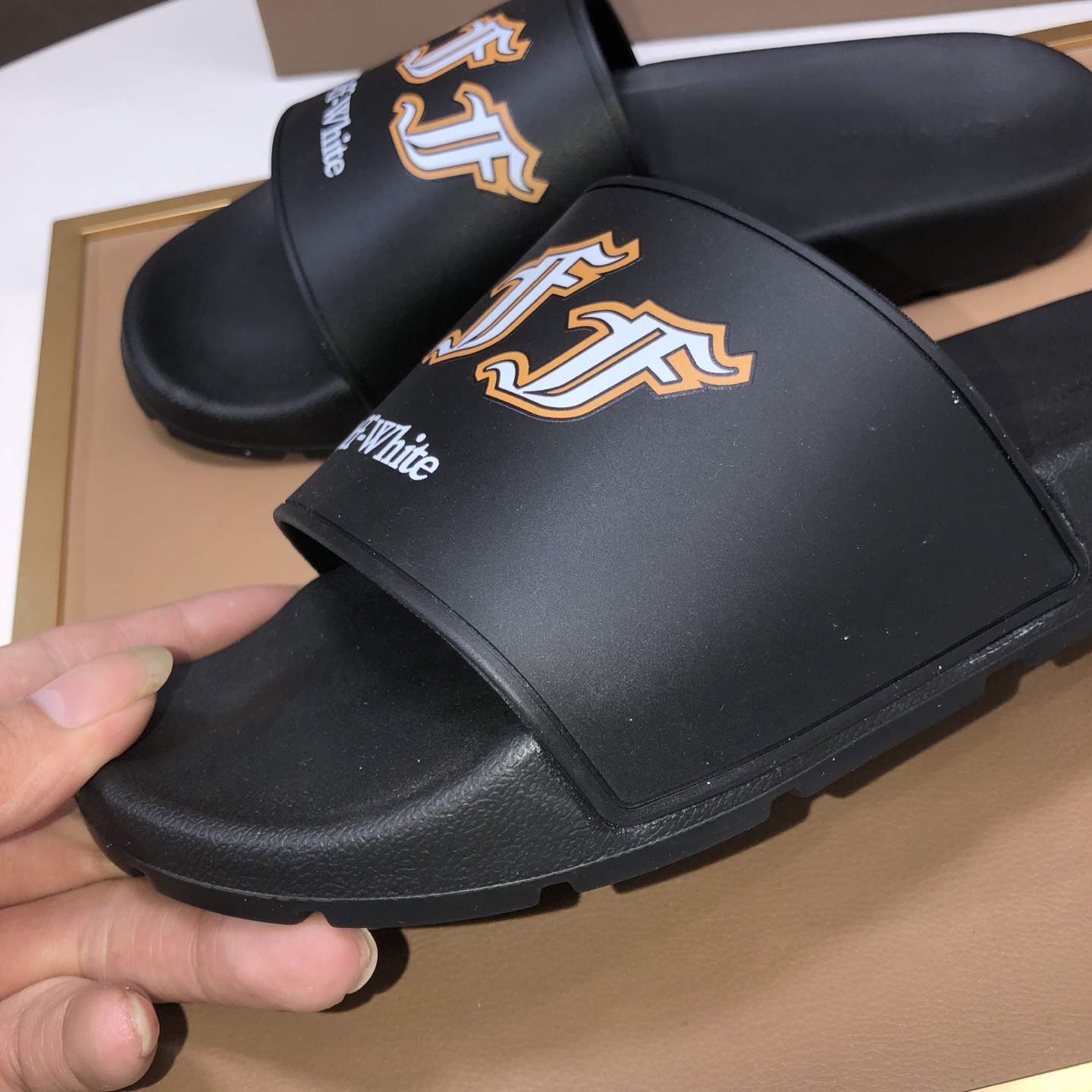 lote de fábrica [off-white] zapatillas originales una a una réplica despiadada bienes de alta calida