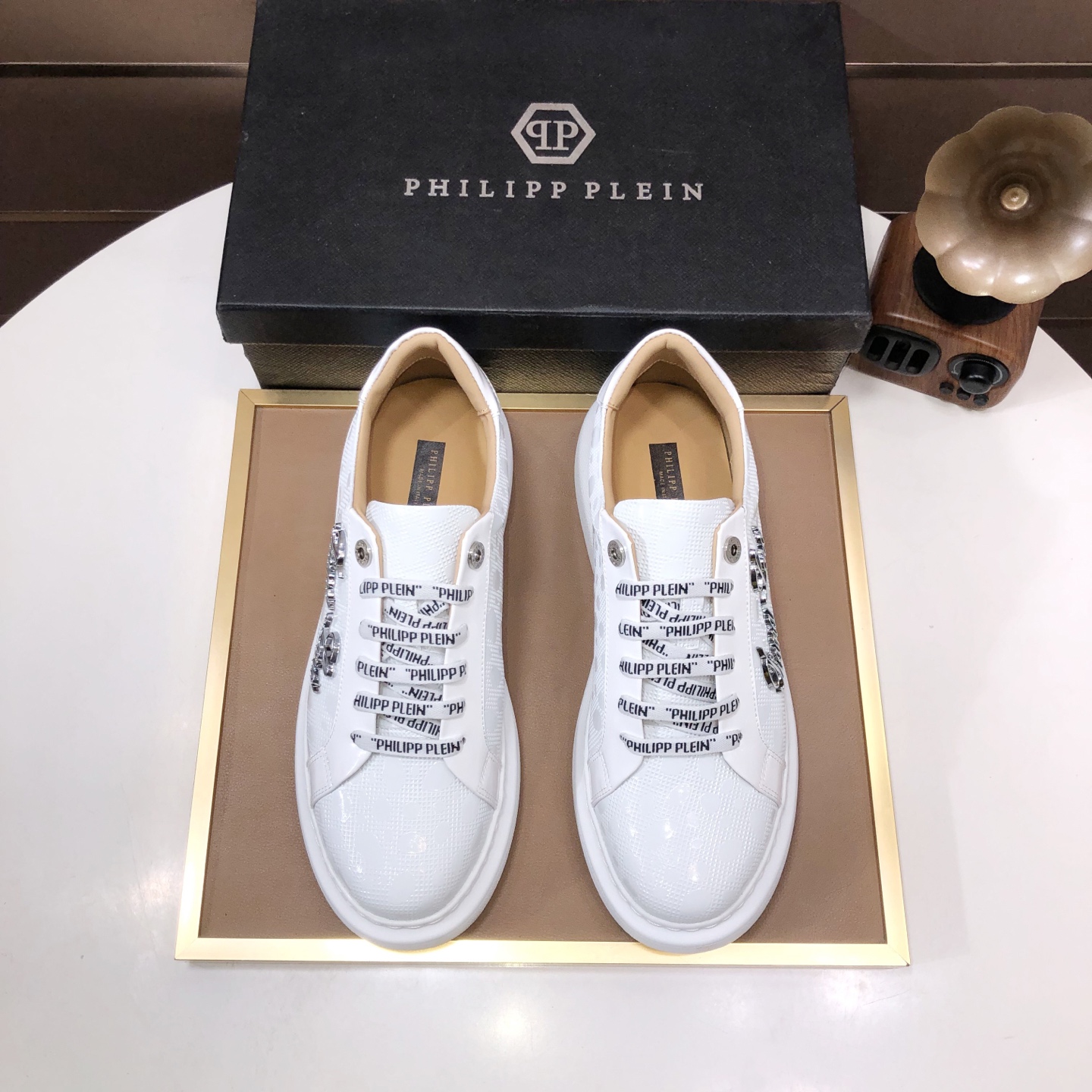 NO:278640,【PHILIPP PIEIN】 (full cowhide inner lining) (Philip Préin) official website latest original mold opening, fabric original head layer grain calf leather, original hardware wheel head, lining cowhide inner lining [Strong] fine workmanship, perfect last, size: 38 to 45 (45 custom made without return and exchange), PHILIPP PLEIN, cowhide19860909【PHILIPP PIEIN】（全牛皮内里）（菲利普普萊茵）官网最新款原版开模,面料原版头层粒面小牛皮,原版五金轱辘头,裡料牛皮内里[强]做工精细,完美楦型,码数:38到45(45定做不退换),,PHILIPP PLEIN,cowhide,Men's shoes