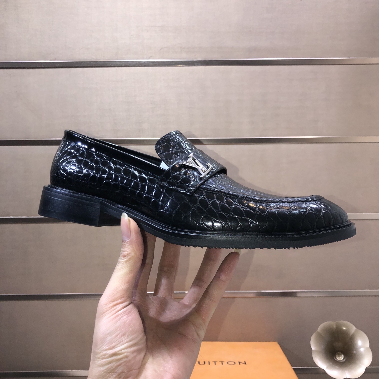 Louis Vuitton Men's Black Leather Loafers with Alligator Embossed Design 5 i1745429971274 2059 0 3