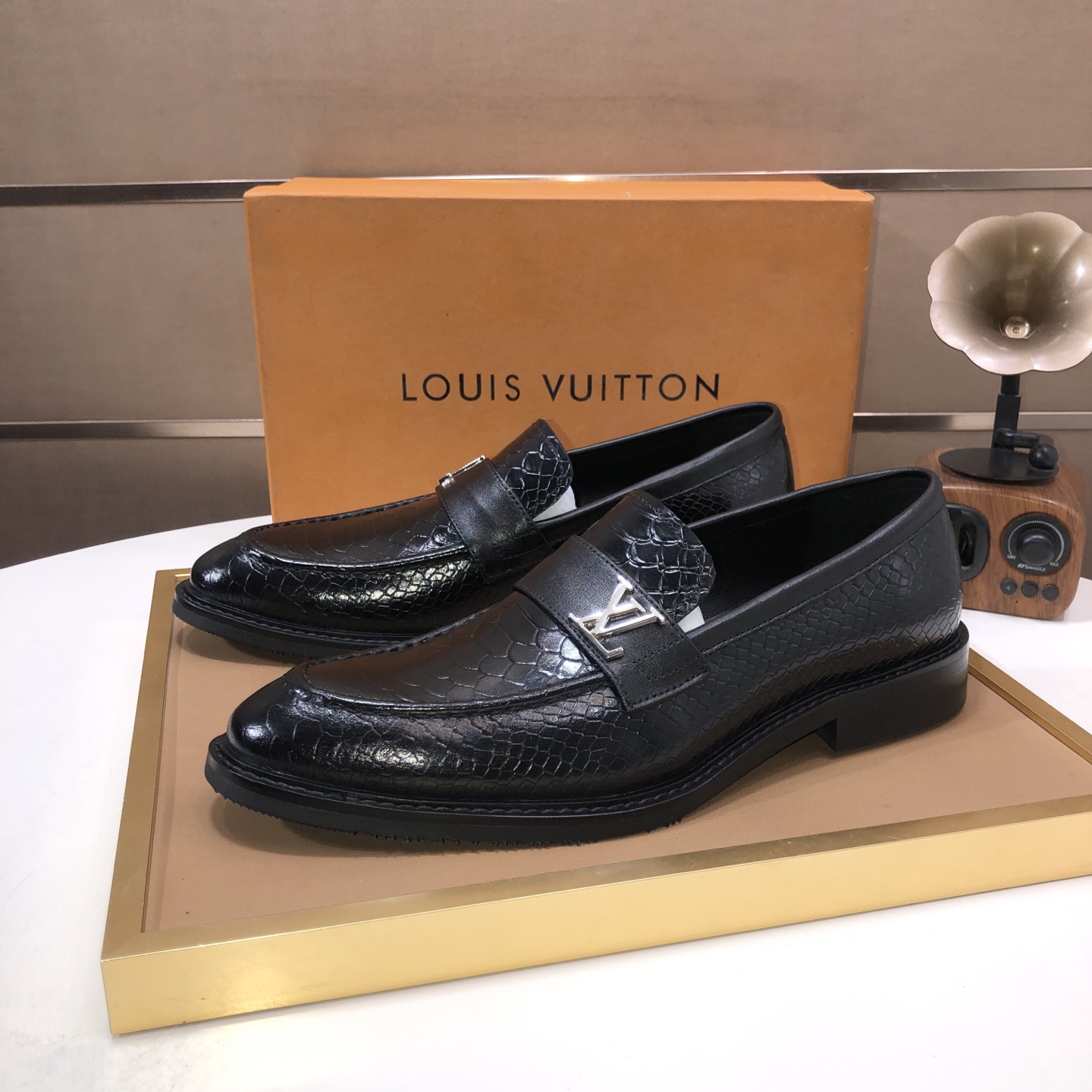 Louis Vuitton Men's Formal Loafers - Luxurious Style, Premium Leather 4 i1745430012404 2692 0 2
