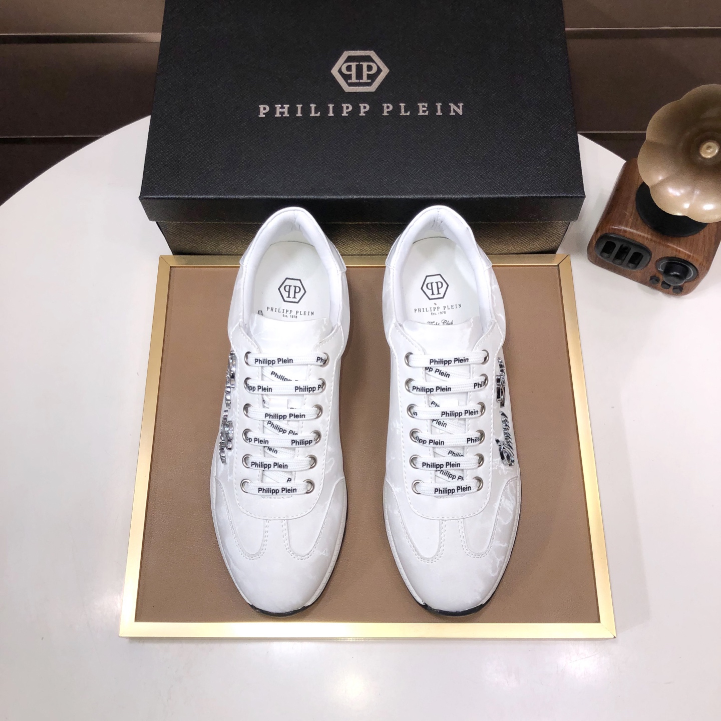 NO:280850,【PHILIPP PIEIN】 (full cowhide inner lining) (Philip Préin) official website latest original mold opening, fabric original head layer grain calf leather, original hardware wheel head, lining cowhide inner lining [Strong] fine workmanship, perfect last, size: 38 to 45 (45 custom made without return and exchange), PHILIPP PLEIN, cowhide19860909【PHILIPP PIEIN】（全牛皮内里）（菲利普普萊茵）官网最新款原版开模,面料原版头层粒面小牛皮,原版五金轱辘头,裡料牛皮内里[强]做工精细,完美楦型,码数:38到45(45定做不退换),,PHILIPP PLEIN,cowhide,Men's shoes