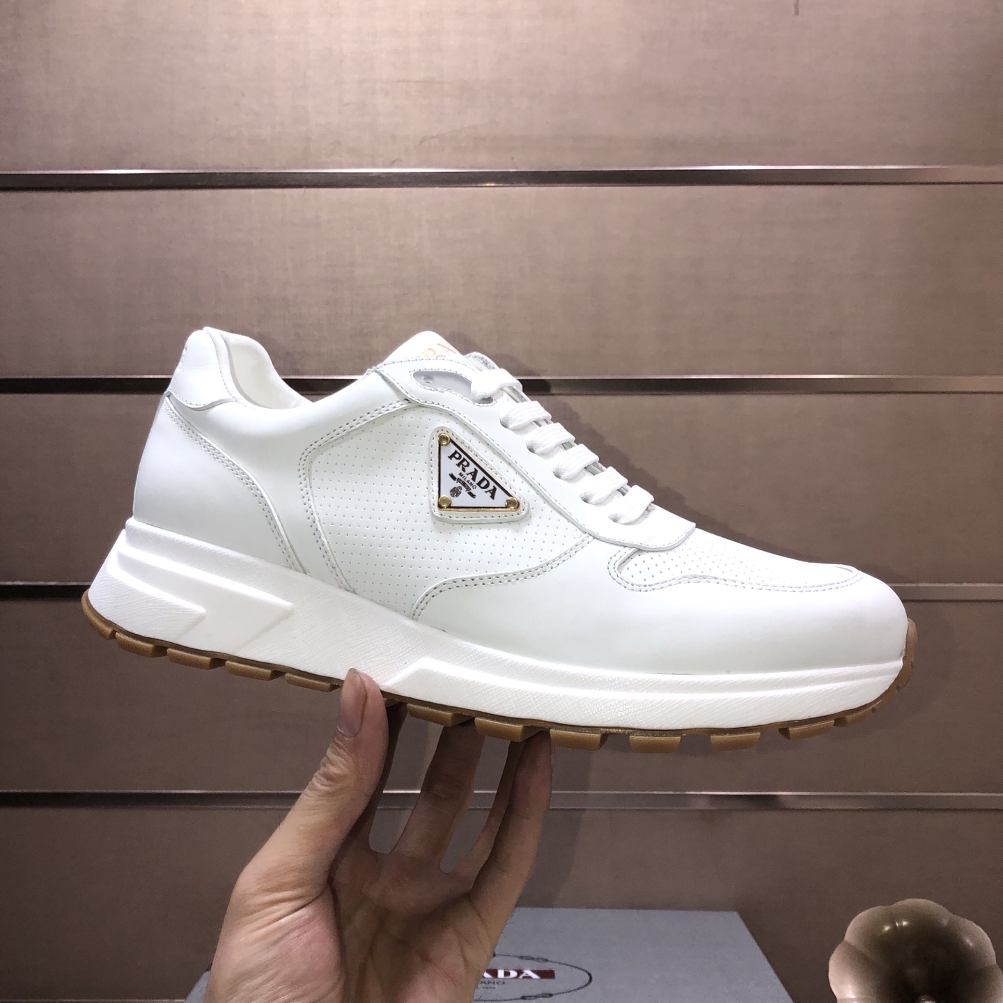 NO:829452,[PRADA] Top-quality original products, new seasonal styles, high-quality original products, top-grade imported calfskin and original imported glue, imported cowhide lining with original cowhide feet, original outsole!  Quality guaranteed!  Code 38-45 (45 customized),, prada, prada, cowhide19860909【普拉达PRADA】顶级原单,当季新款,高品质原单牛货,顶级进口小牛皮拼原版进口滴胶,内里进口牛皮配原版牛皮垫脚,原厂大底！品质保证！码38-45(45定做),,prada,prada,cowhide,Men's shoes