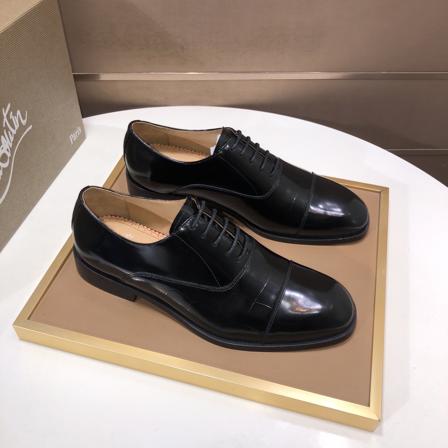 Christian Louboutin（cl男） Style Leather Men's Shoes Lookbook Reference image 2