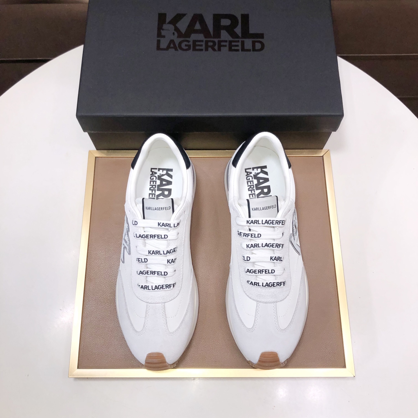 NO:353936,[Galleries Lafayette] (original single quality) official website is the world's first launch of high-end men's shoes brand. The latest masterpiece Italian imported original special cowhide + imported cowhide inner lining original Baotou rubber sole. Soft and comfortable, making walking more convenient and comfortable!  Size: 38-44 (45 can be customized), cowhide19860909【老佛爷】(原单品质)官网全球首发 男鞋高端品牌 最新力作意大利进口原版专用牛皮+进口牛皮内里原版包头橡胶大底 柔软舒适,让行走更加便捷舒适！尺码:38-44(45可定制),,cowhide,Men's shoes