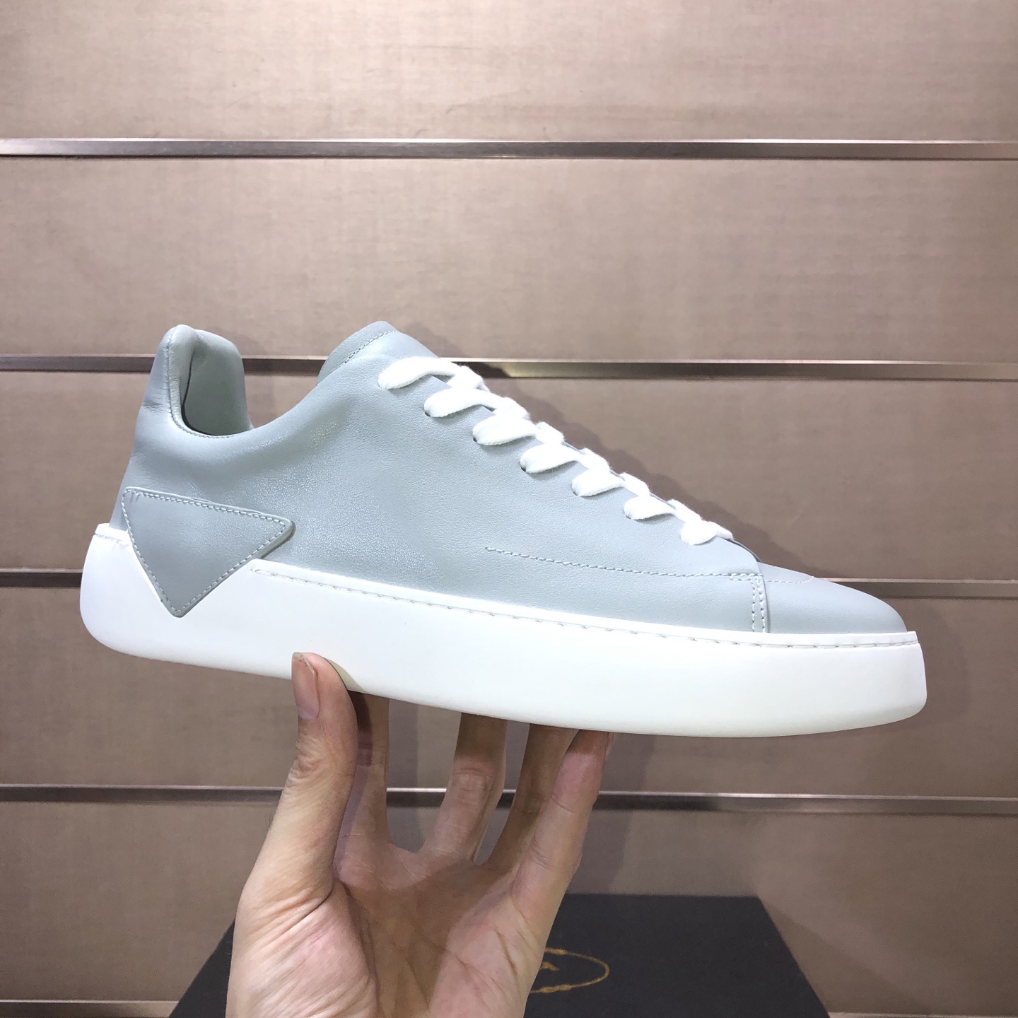 NO:931607,[PRADA] Top-quality original products, new seasonal styles, high-quality original products, top-grade high-mercerized cowhide combined with original cowhide, imported original cowhide leather feet inside, original outsole!  Quality guaranteed!  Code 38-46 (45.46 customized),, prada, prada, cowhide19860909【普拉达PRADA】顶级原单,当季新款,高品质原单牛货,顶级高丝光牛皮拼原版牛皮,内里进口原版牛皮垫脚,原厂大底！品质保证！码38-46(45.46定做),,prada,prada,cowhide,Men's shoes