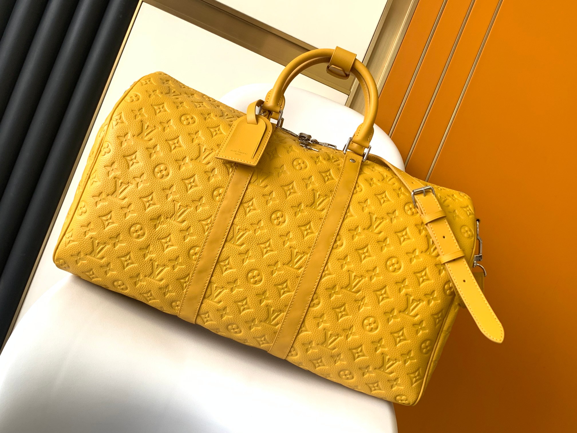 Louis Vuitton LV Keepall Travel Bags Green Orange Red Yellow M23748