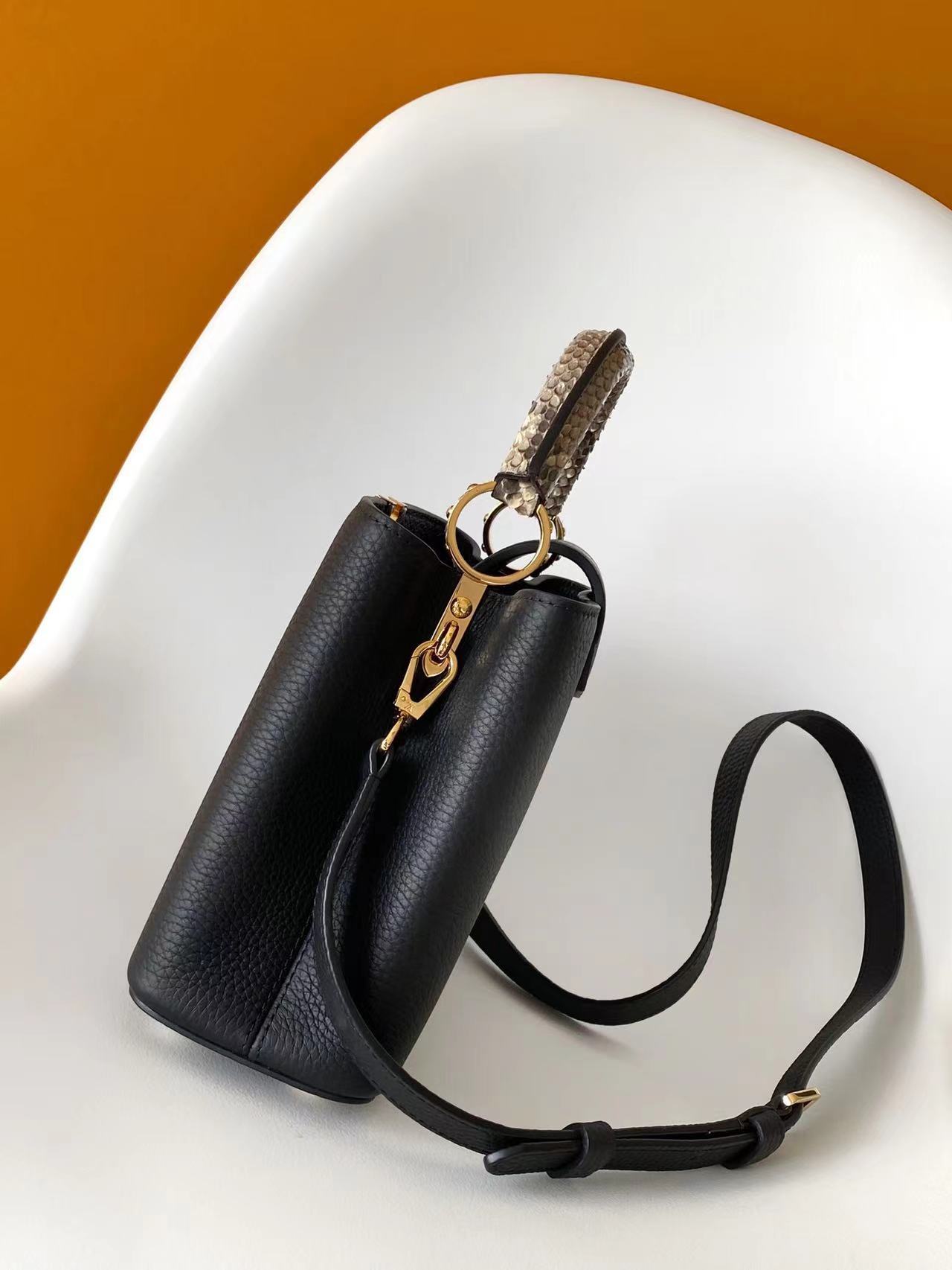 N85515白色 N85514黑色 特级原厂 动态163 2024 夏季款 Capucines 迷你手袋