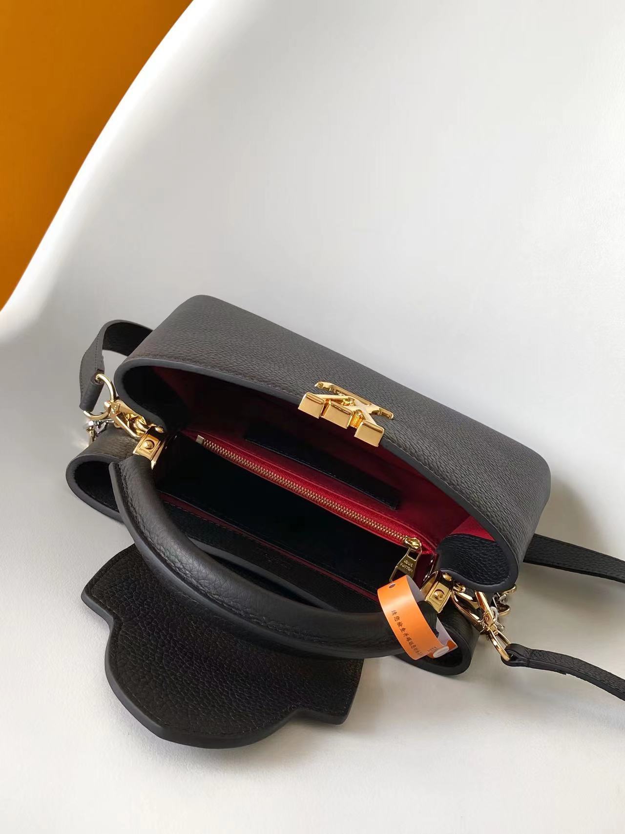 M12936黑色 M12935灰色 M12938米白 M12937红色特级原厂 动态 163本款 Cap