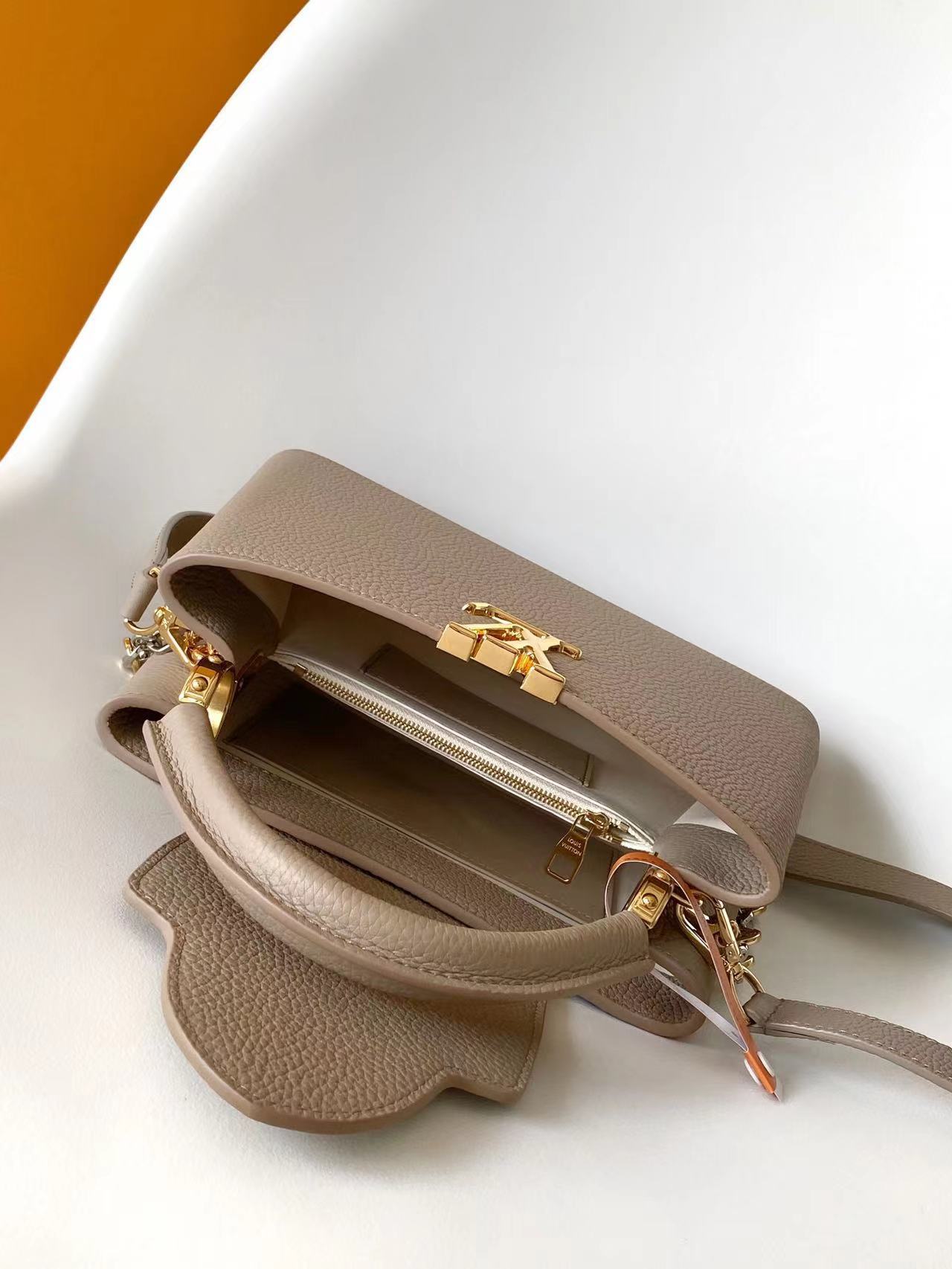 M12936黑色 M12935灰色 M12938米白 M12937红色特级原厂 动态 163本款 Cap