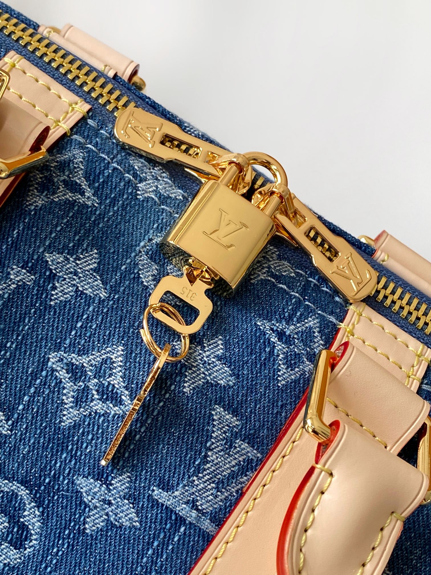 Louis Vuitton M27943蓝色牛仔 163c01动态芯片本款