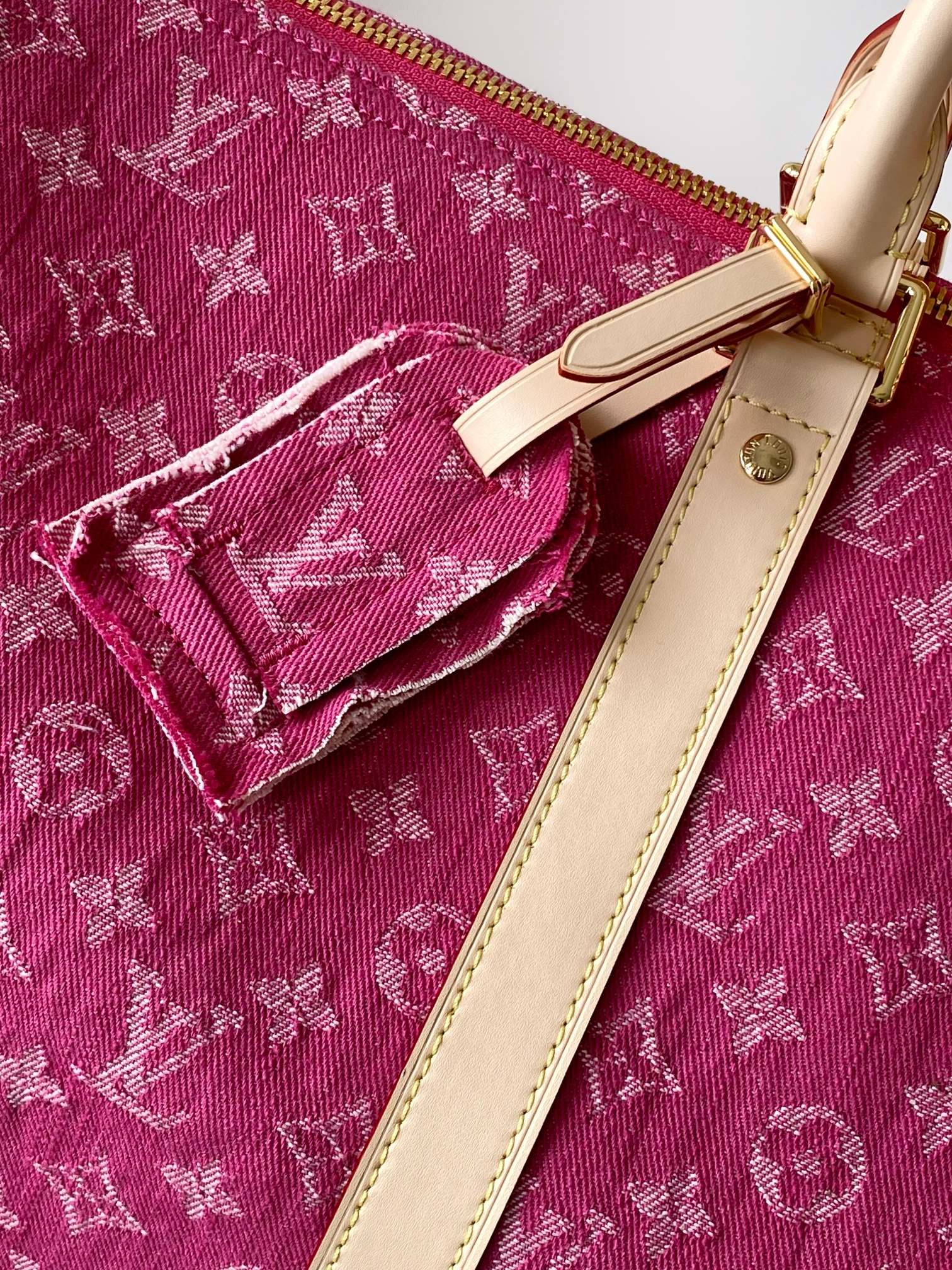 Louis Vuitton M27944玫红牛仔 163c01动态芯片