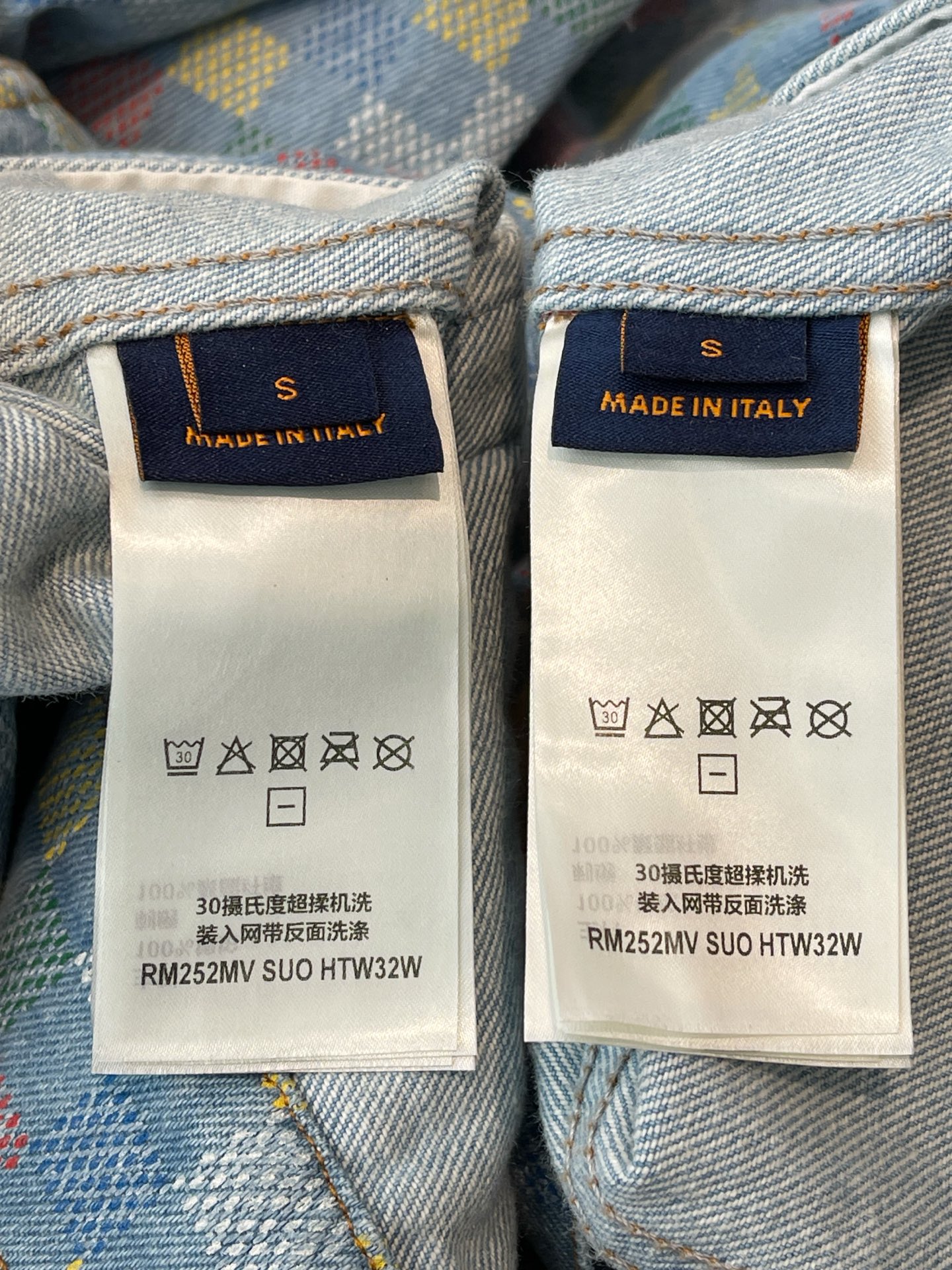 720💰LV彩格牛仔外套⚠️配专柜全套包装发货‼️整件衣服采购Zp开发打造，原版开发 全部定制材料，细节全部对版出货
码： 46 48 50 52