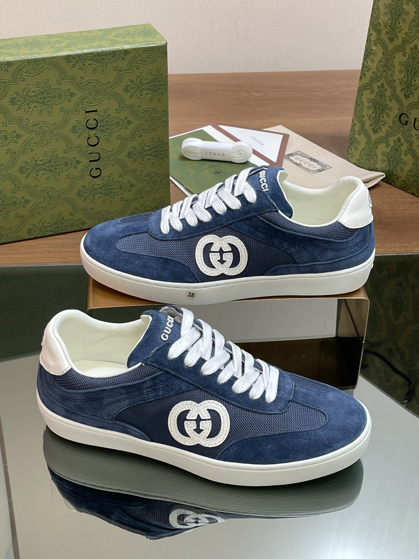 Gucci Chaussures De Skate Chaussures De Sport Meilleur concepteur en ligne bon marché
 Blanc Unisexe Femmes Cuir de vache Caoutchouc Soie Collection printemps – été Peu importe