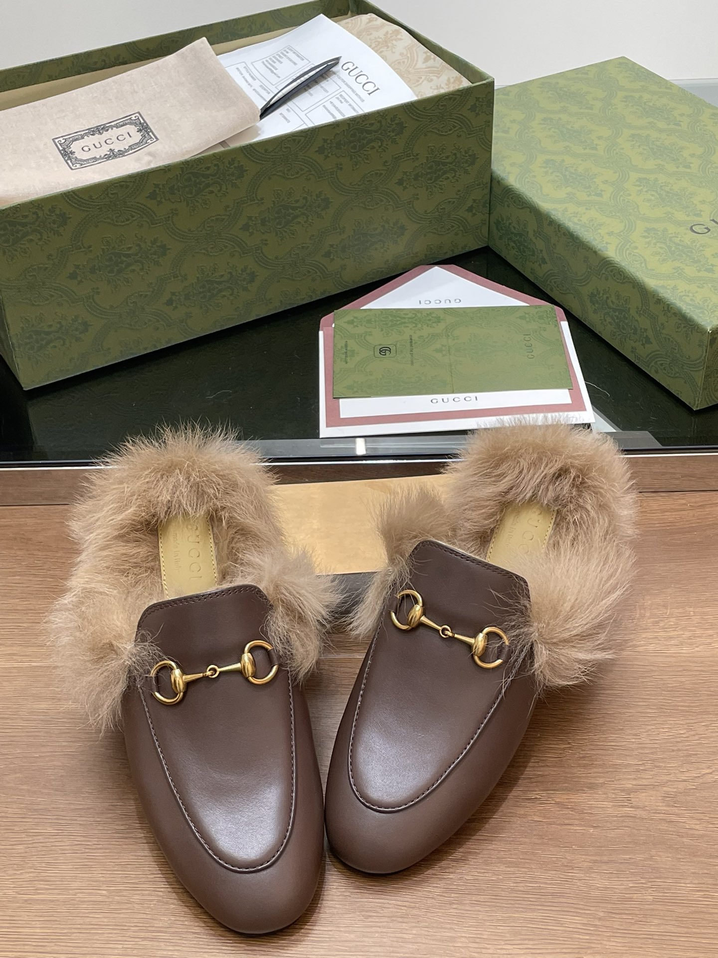 Gucci Princetown Leather Slipper with Horsebit - Comfort & Style 5 i1729234366 2927 8