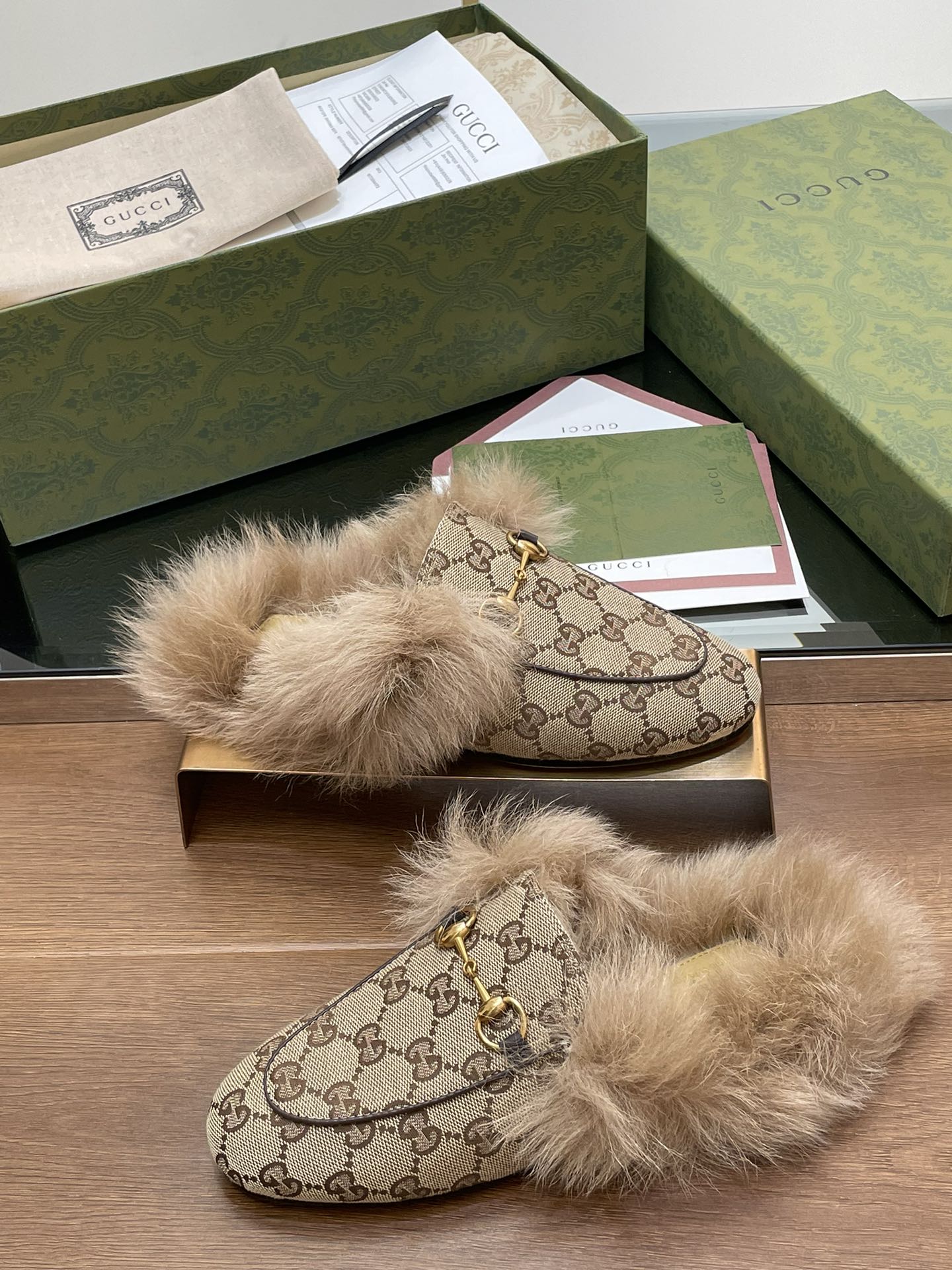 Gucci Princetown GG Blooms Velvet Loafer Mule with Horsebit 6 i1729235347 4823 2