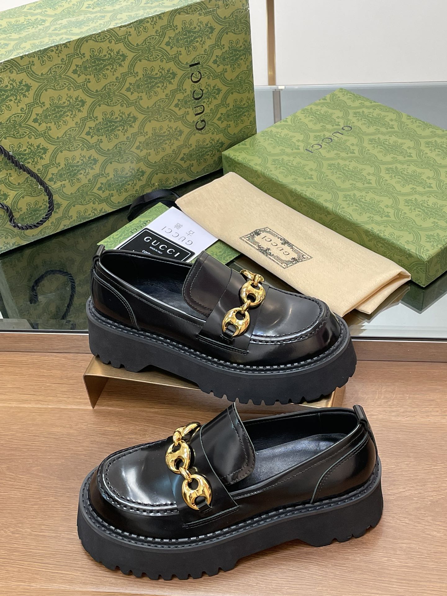 Gucci Luxury Footwear Collection 5