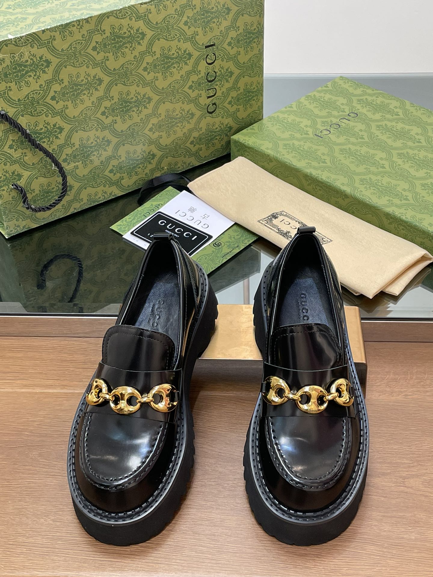 Gucci Luxury Footwear Collection 3