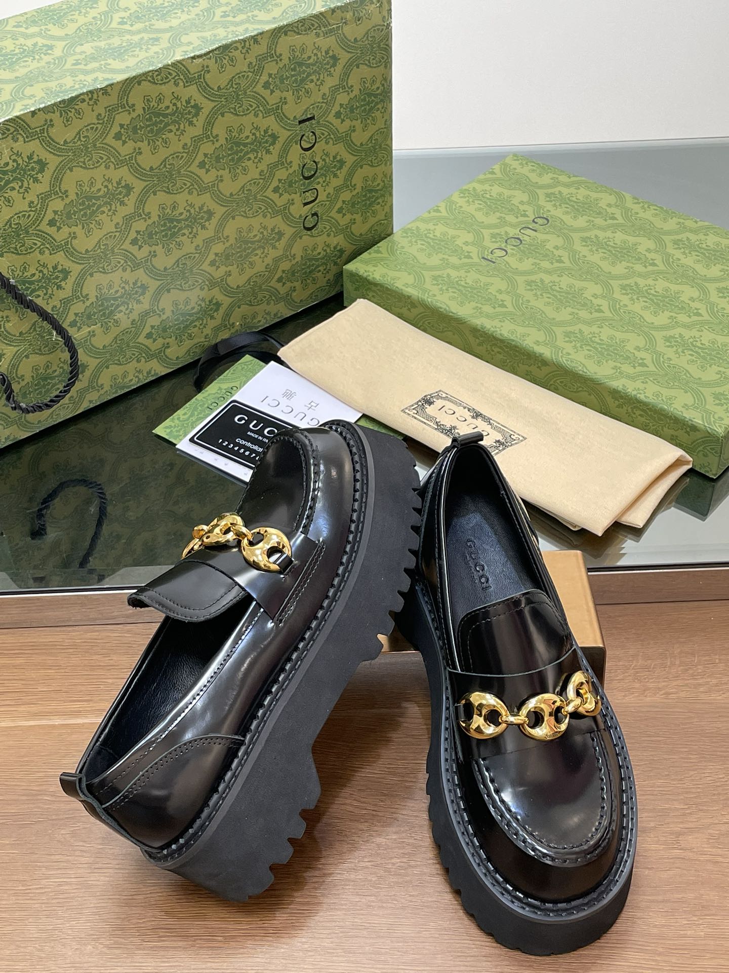 Gucci Luxury Footwear Collection 7
