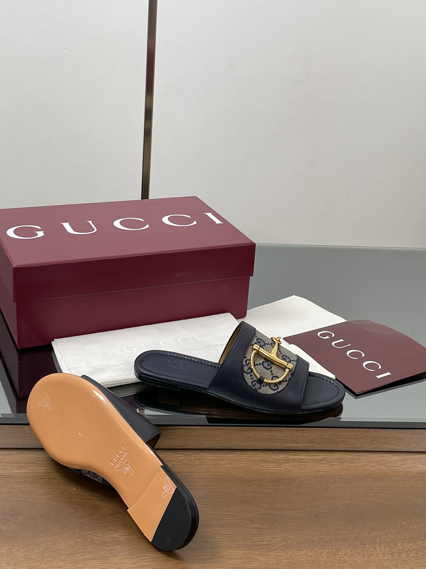 Gucci D-Buckle Slide Sandals Women's Leather Open Toe Slippers 10 i1745404143 2814 5
