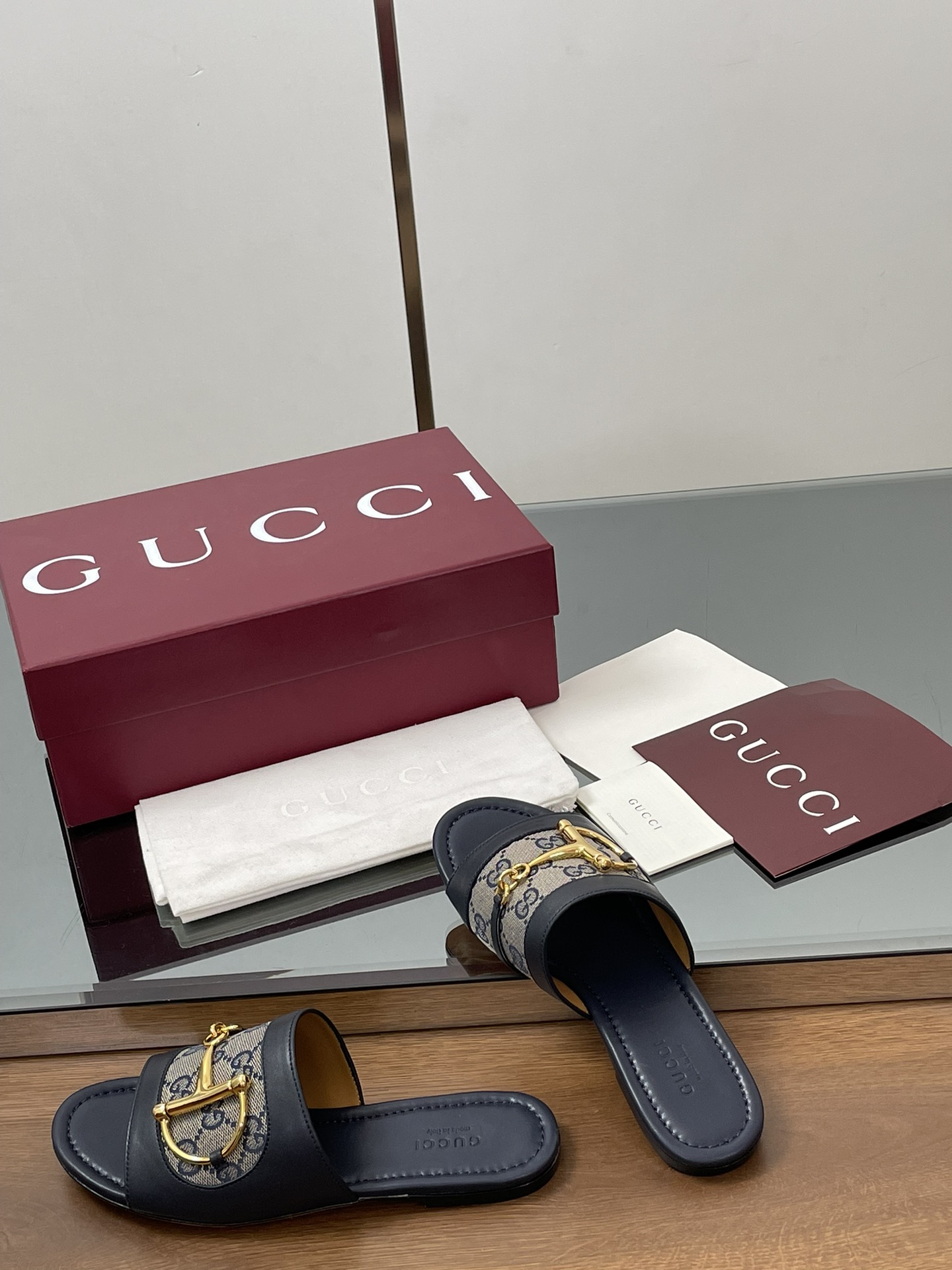 Gucci D-Buckle Slide Sandals Women's Leather Open Toe Slippers 7 i1745404143 6300 1