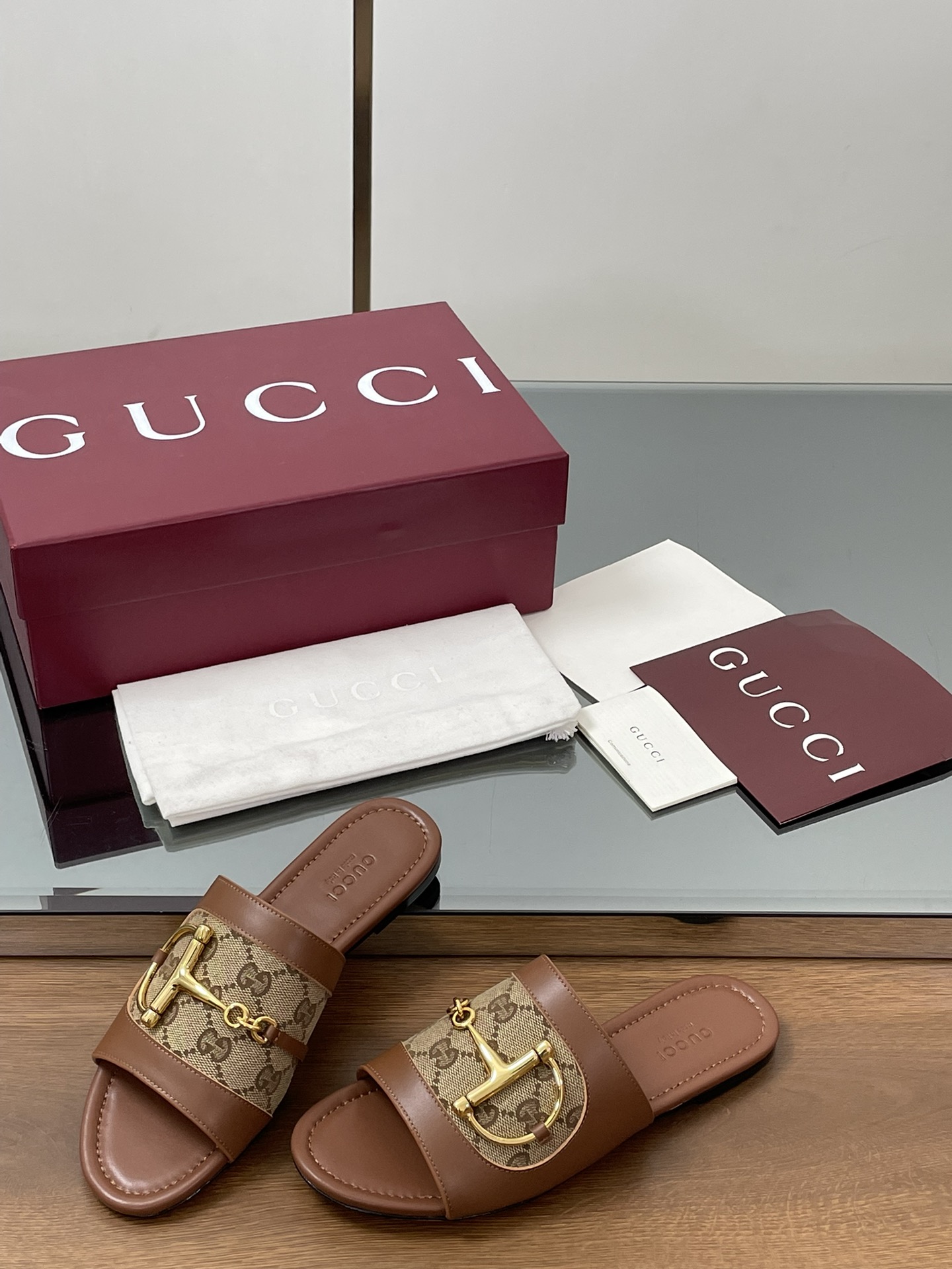 Gucci D-Ring Leather Slide Sandals Women's Open-Toe Mules 4 i1745404355 8464 1